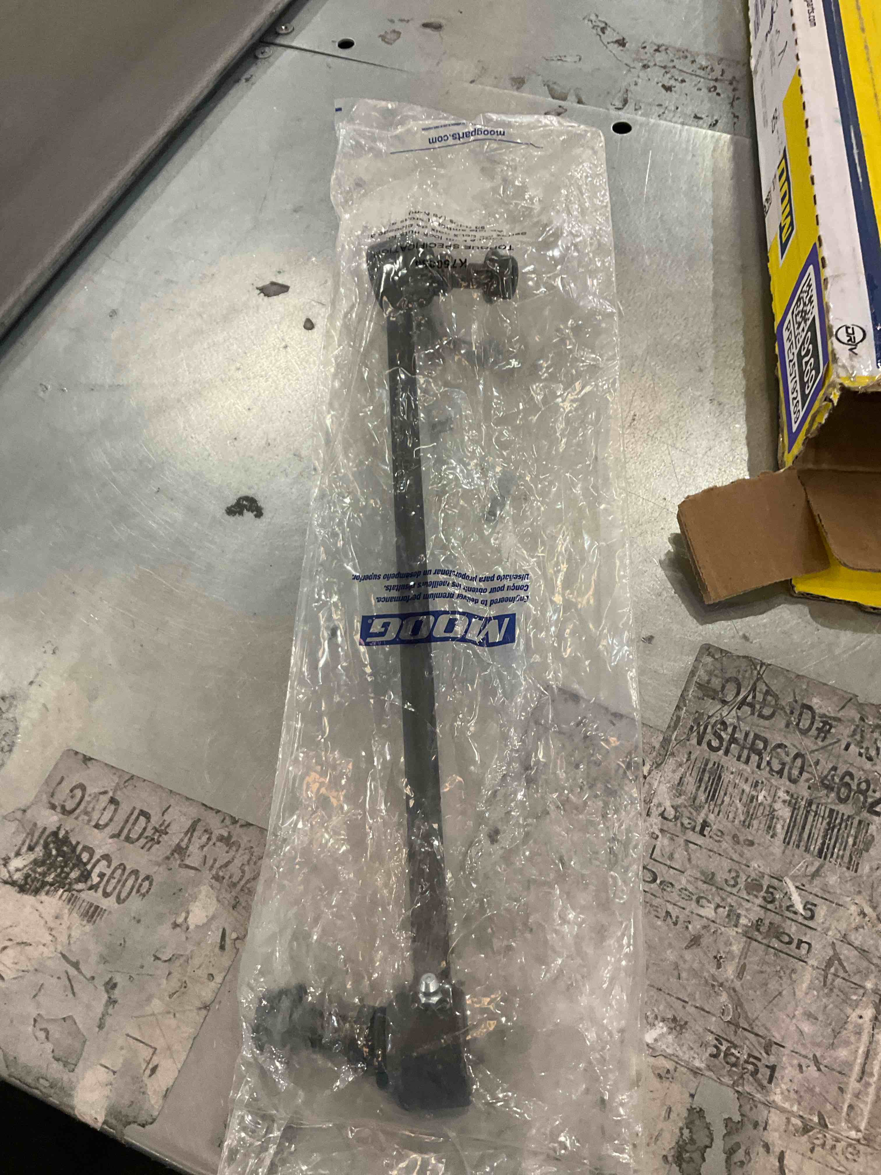 https://s3.amazonaws.com/lotting-images-prod/bidfta/PPE2579269_1745339733538.jpeg