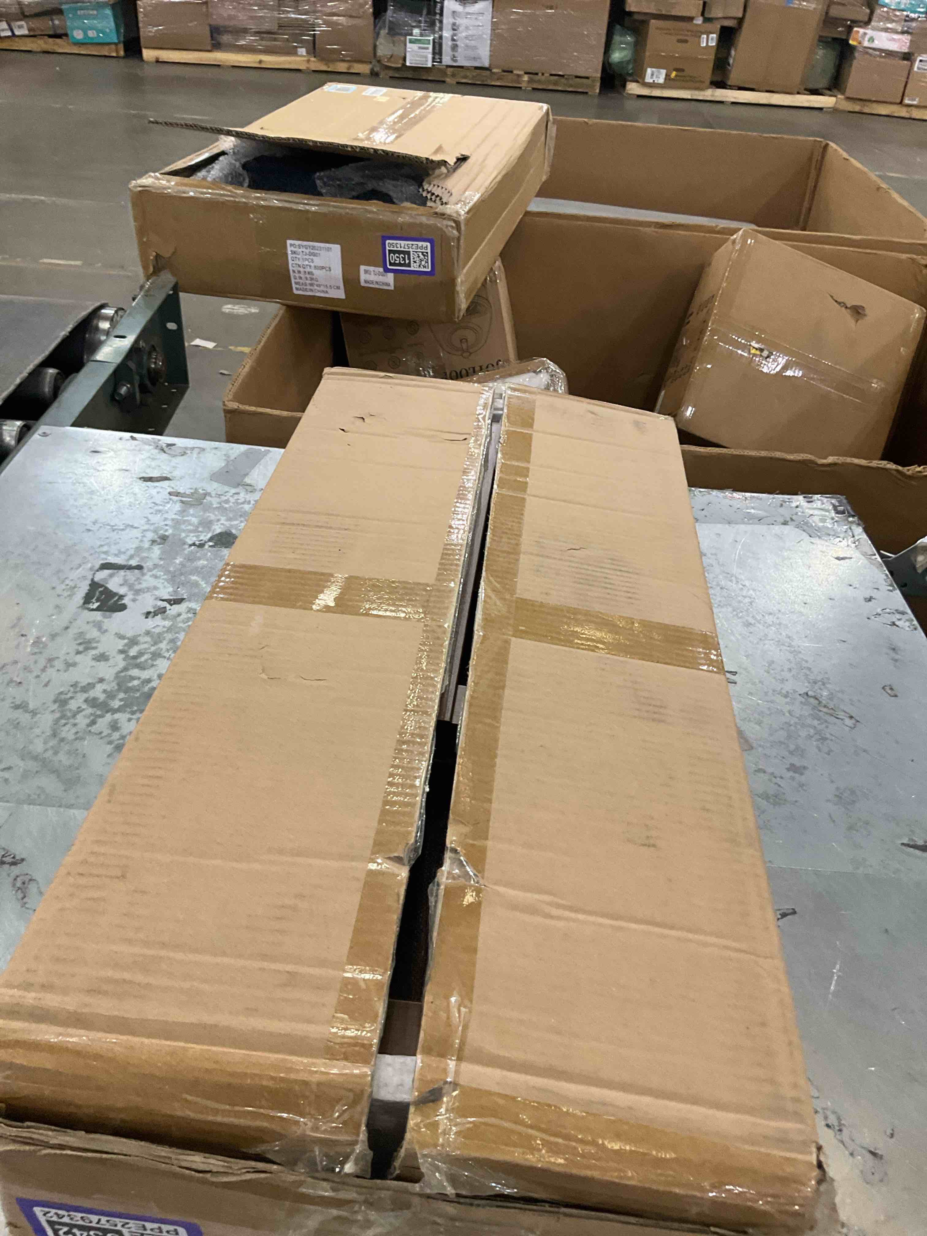 https://s3.amazonaws.com/lotting-images-prod/bidfta/PPE2579342_1746195411490.jpeg