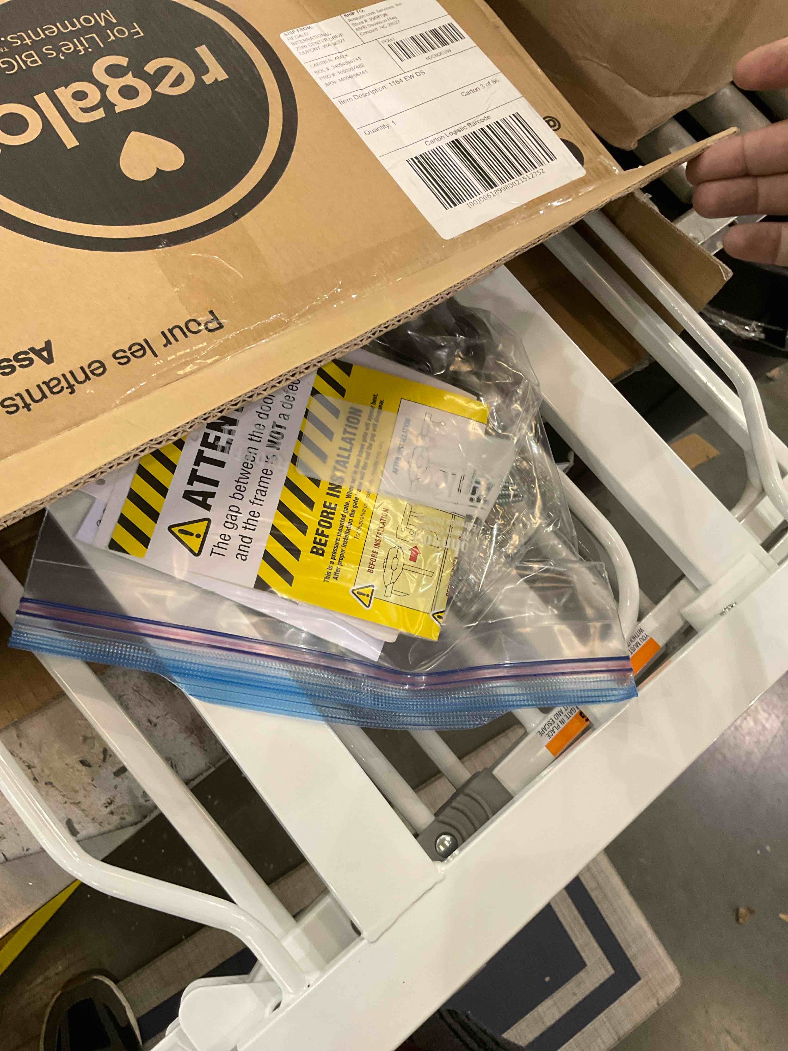 https://s3.amazonaws.com/lotting-images-prod/bidfta/PPE2579387_1745340974723.jpeg