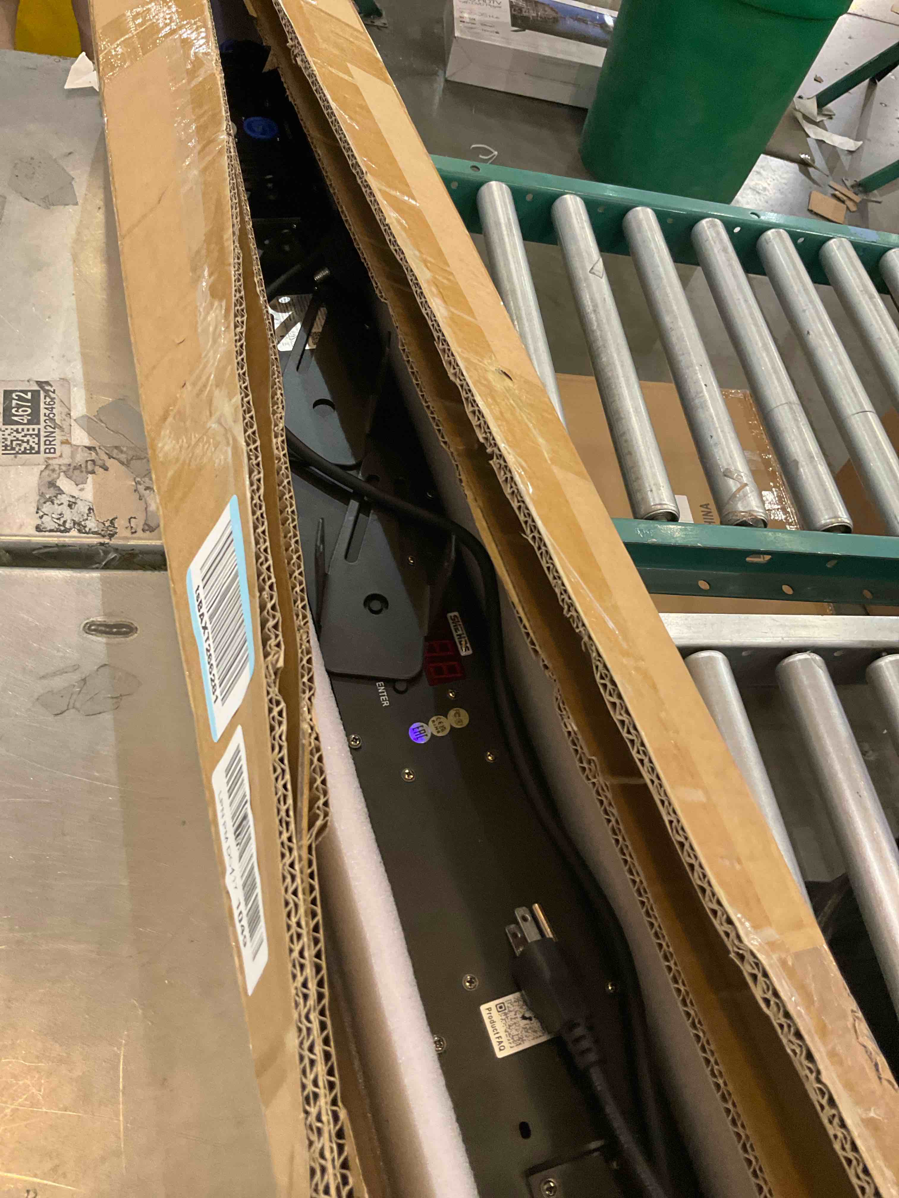 https://s3.amazonaws.com/lotting-images-prod/bidfta/PPE2579581_1745428315761.jpeg