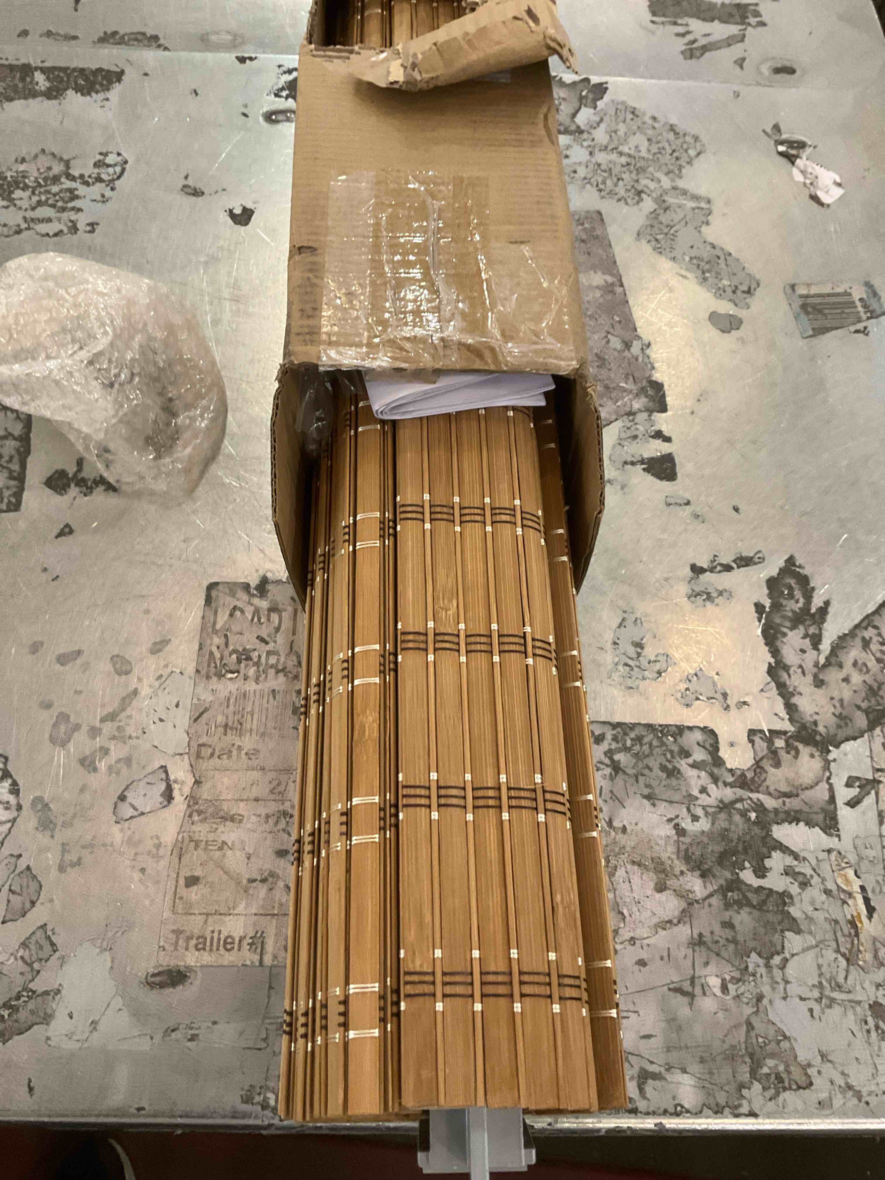 https://s3.amazonaws.com/lotting-images-prod/bidfta/PPE2579618_1745348850030.jpeg
