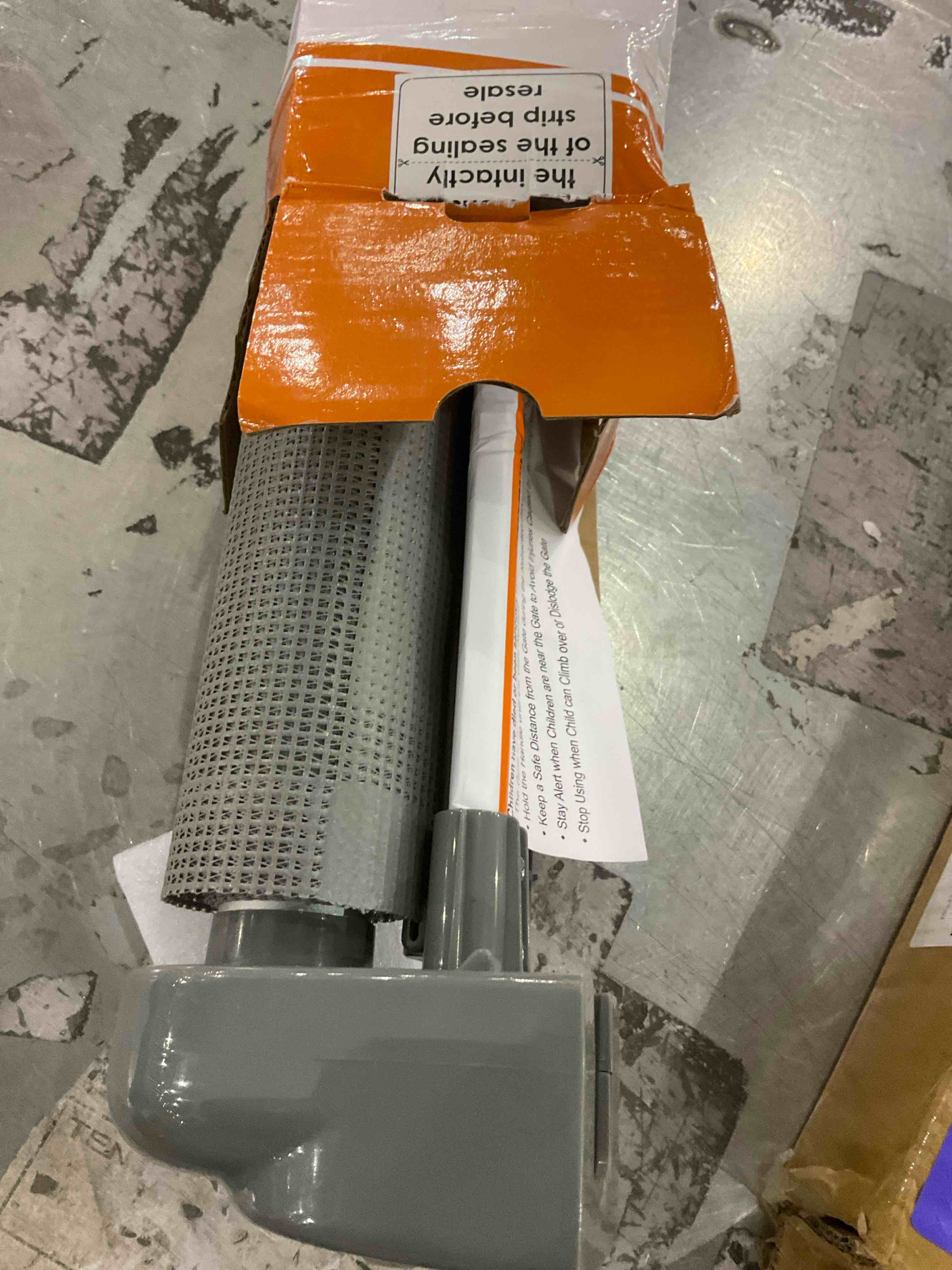 https://s3.amazonaws.com/lotting-images-prod/bidfta/PPE2579629_1745406326517.jpeg