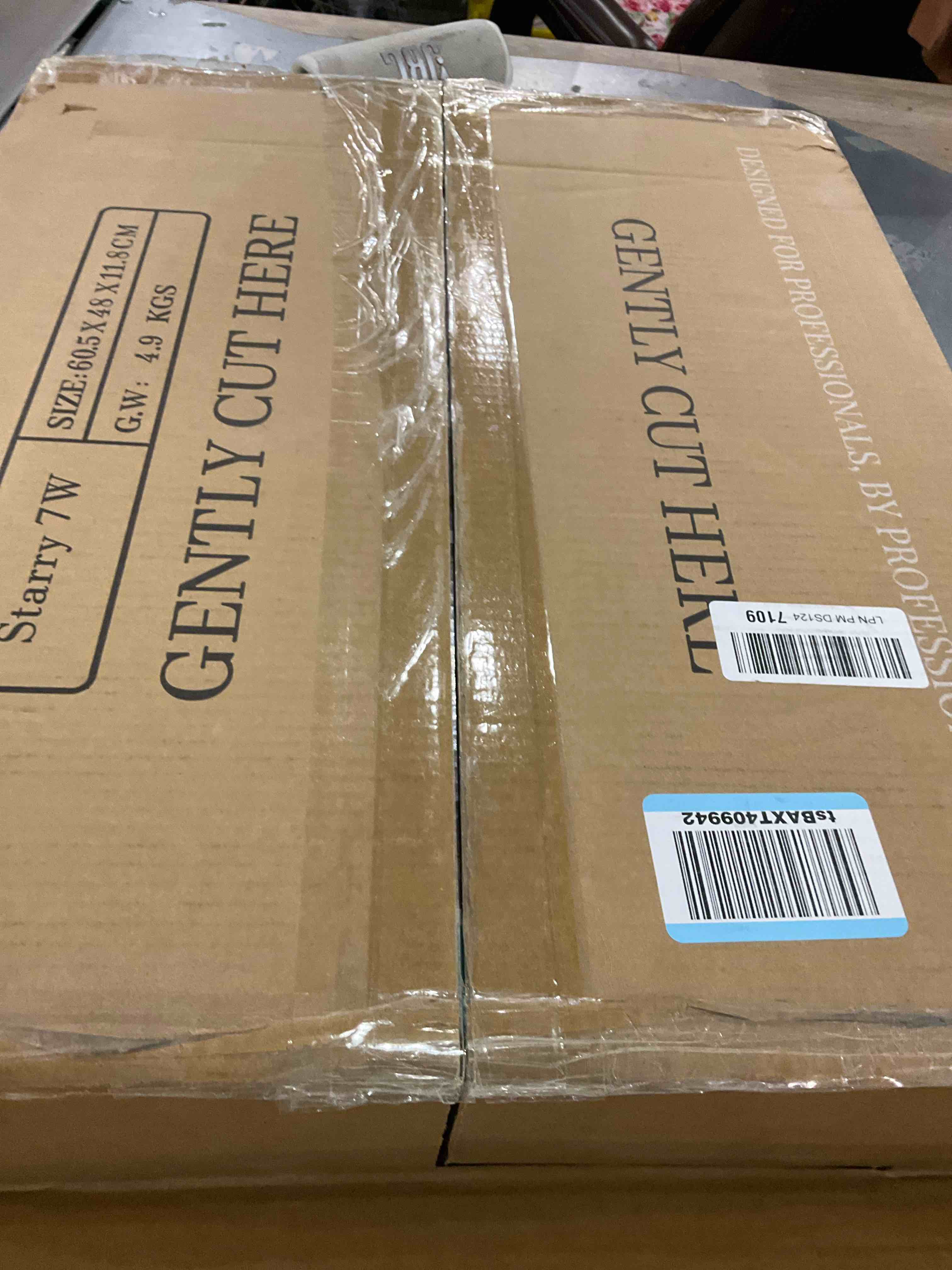 https://s3.amazonaws.com/lotting-images-prod/bidfta/PPE2579636_1745406214831.jpeg