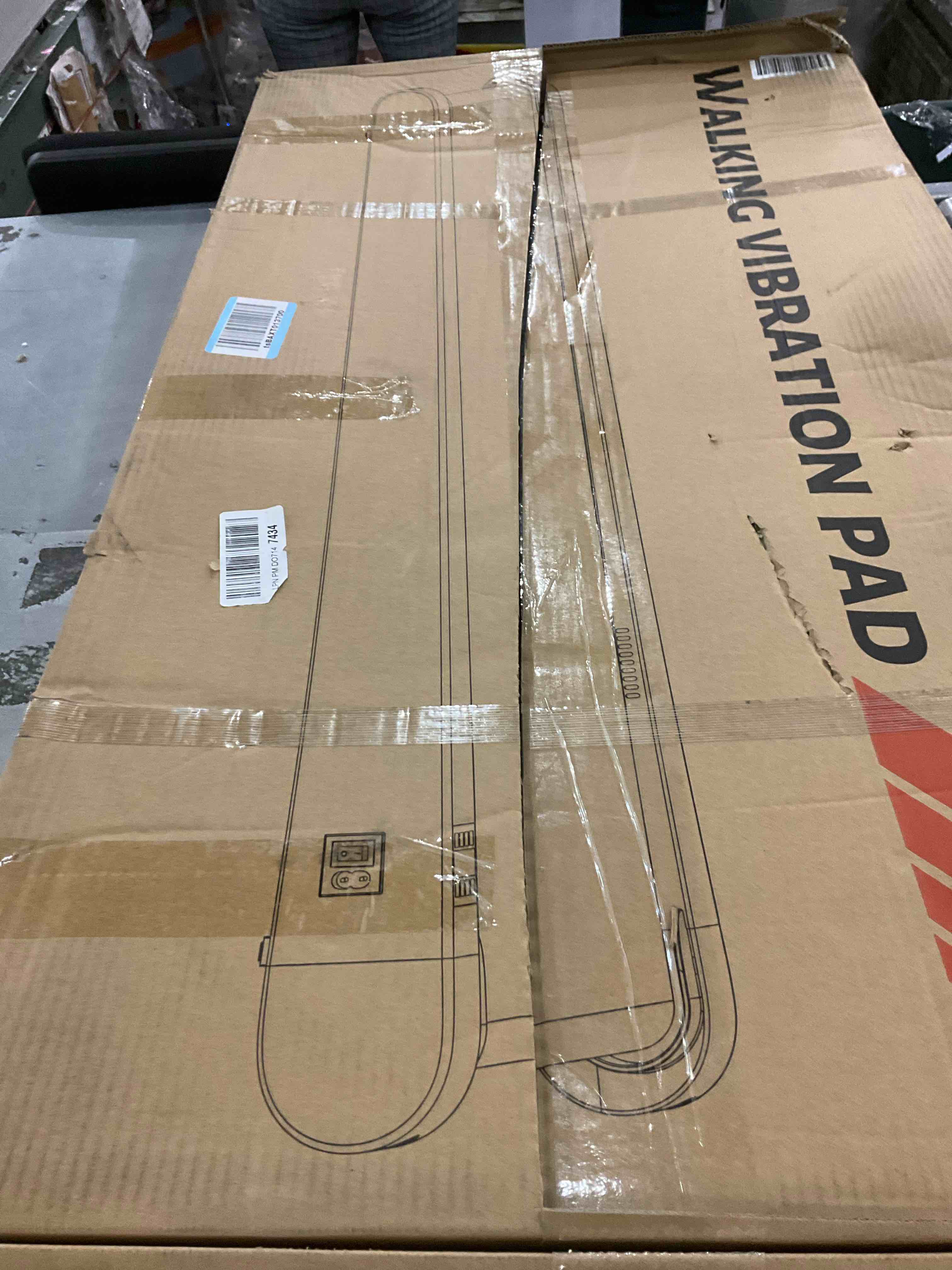 https://s3.amazonaws.com/lotting-images-prod/bidfta/PPE2579771_1745407754937.jpeg