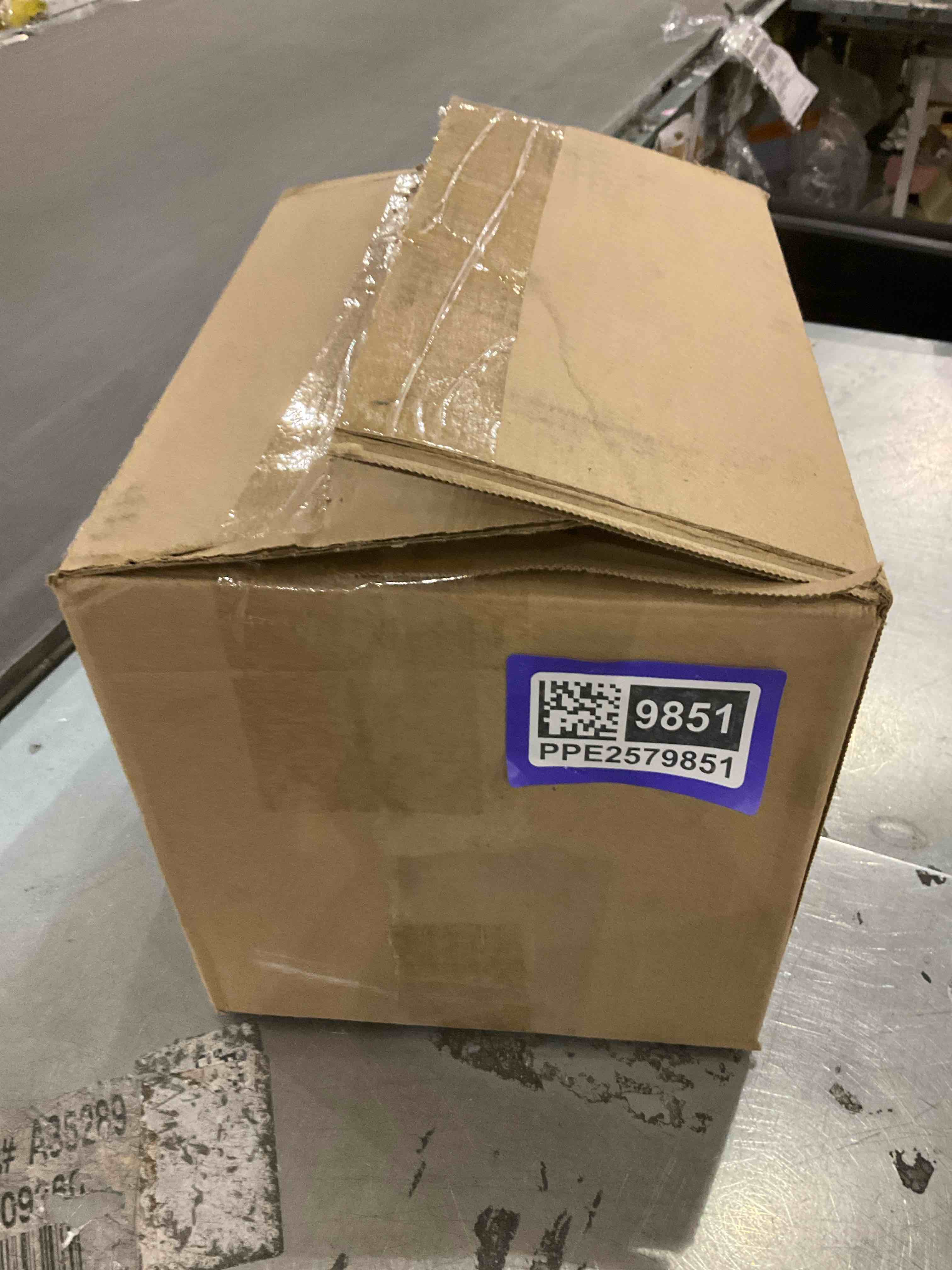 https://s3.amazonaws.com/lotting-images-prod/bidfta/PPE2579851_1745410340338.jpeg