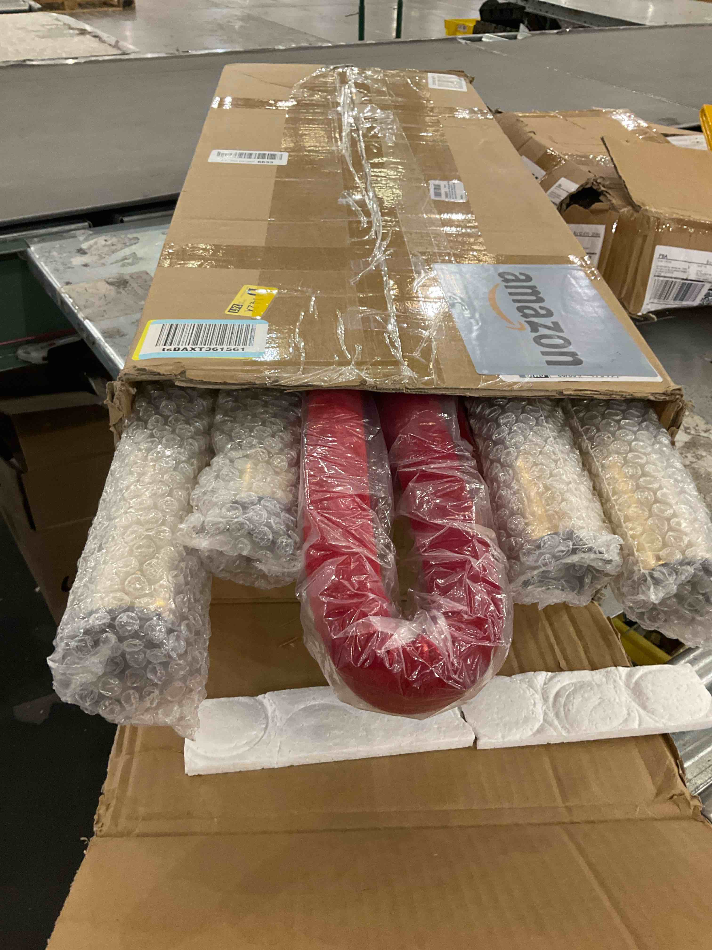 https://s3.amazonaws.com/lotting-images-prod/bidfta/PPE2580047_1745418883075.jpeg