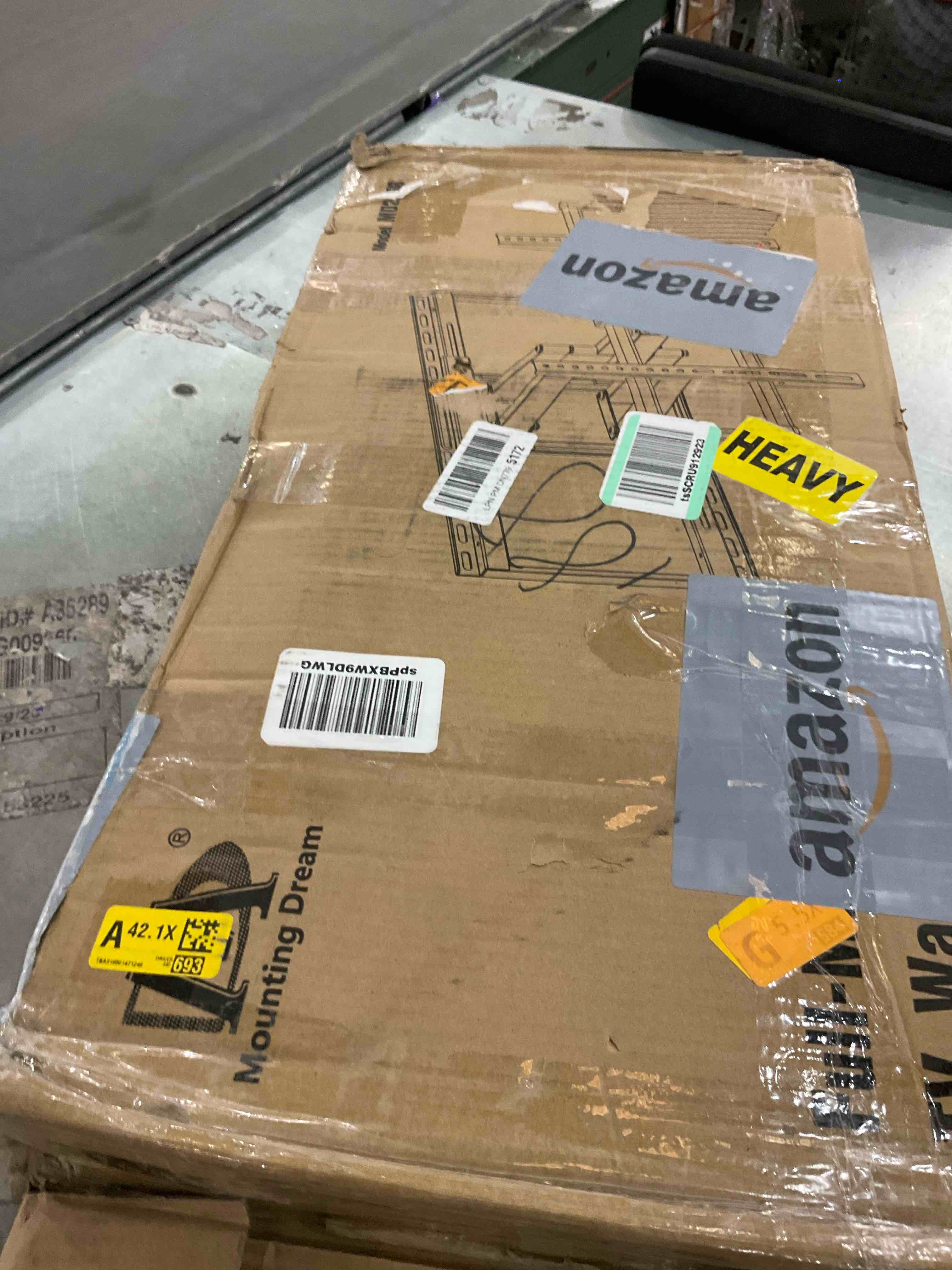 https://s3.amazonaws.com/lotting-images-prod/bidfta/PPE2580104_1745417616010.jpeg