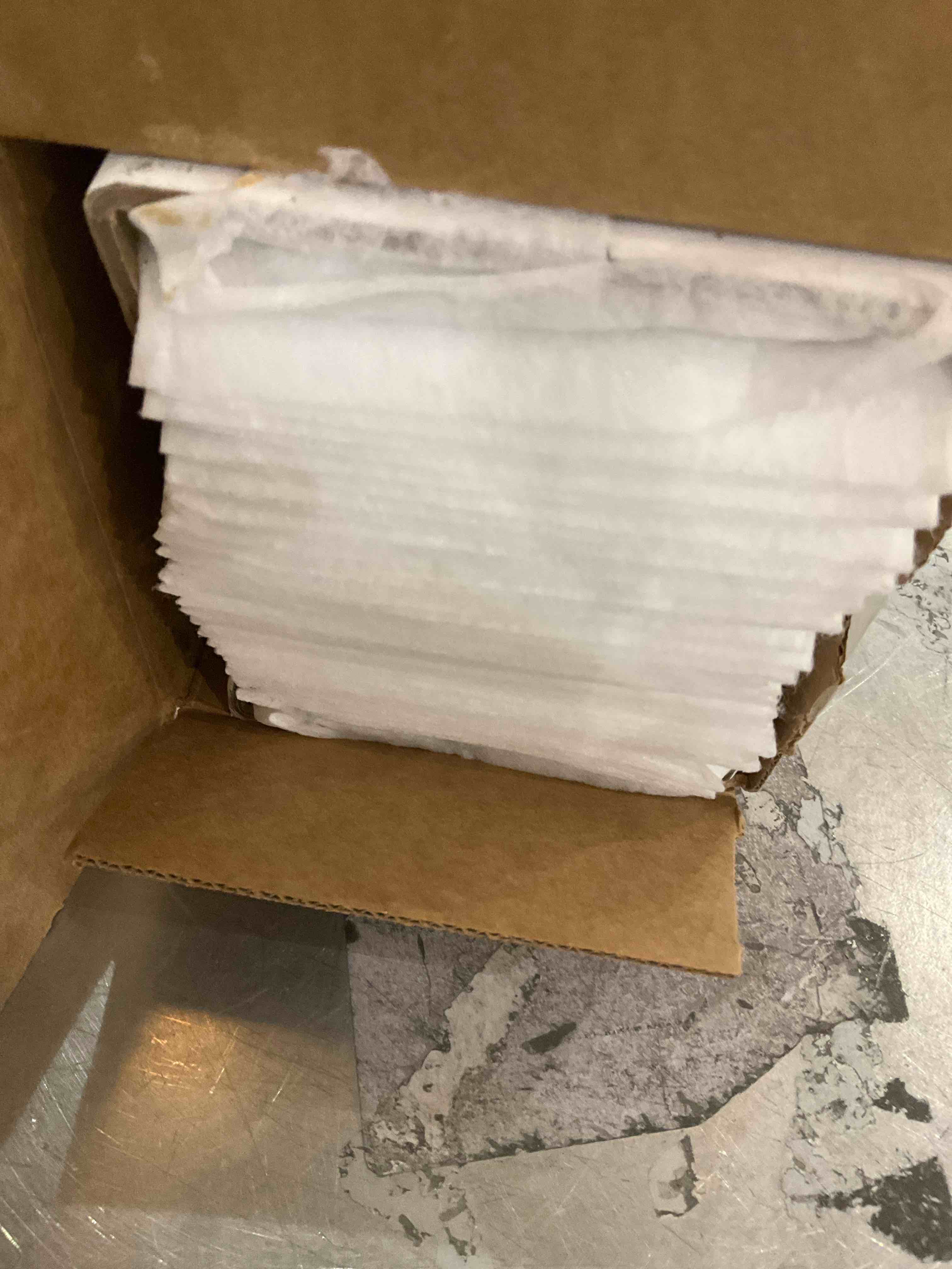 https://s3.amazonaws.com/lotting-images-prod/bidfta/PPE2580105_1745417101374.jpeg