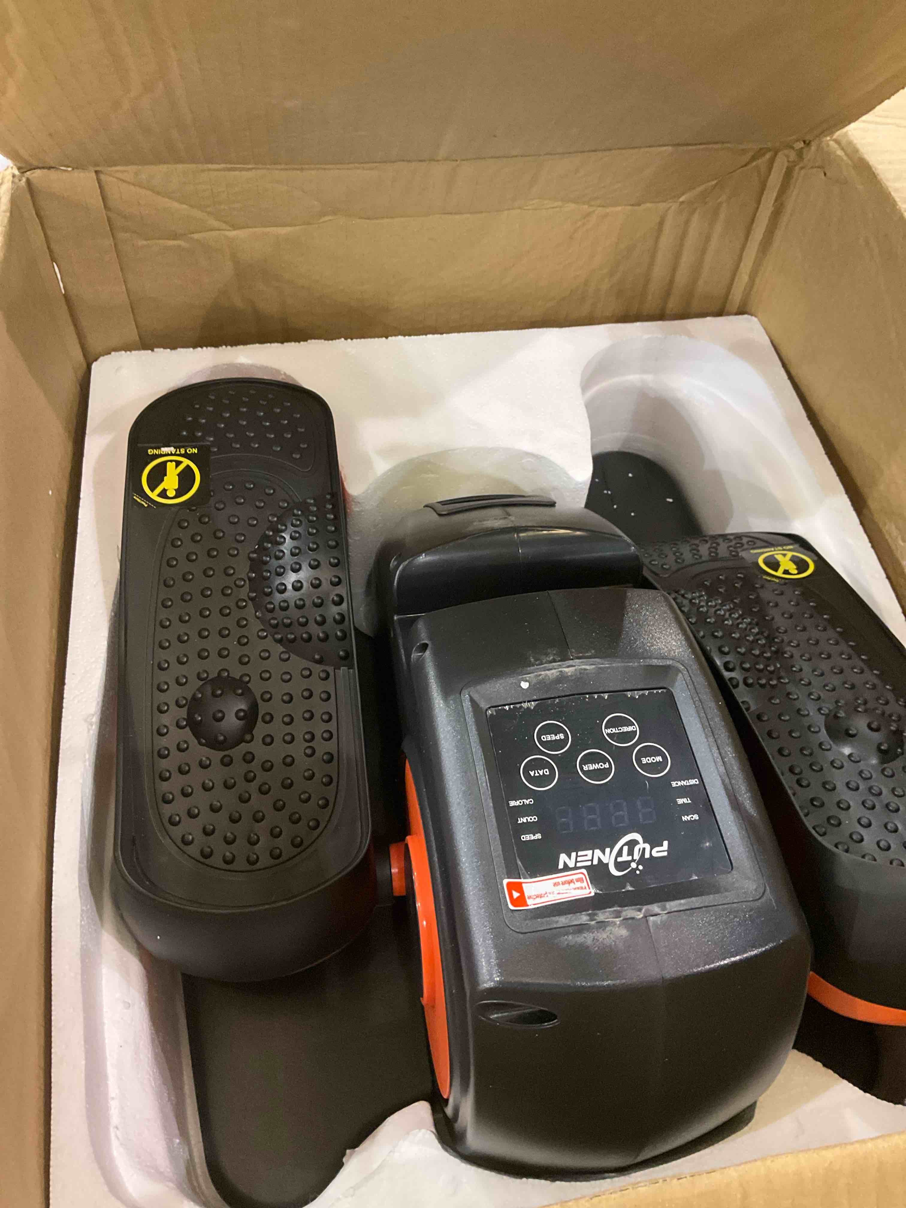 https://s3.amazonaws.com/lotting-images-prod/bidfta/PPE2580128_1745507374305.jpeg
