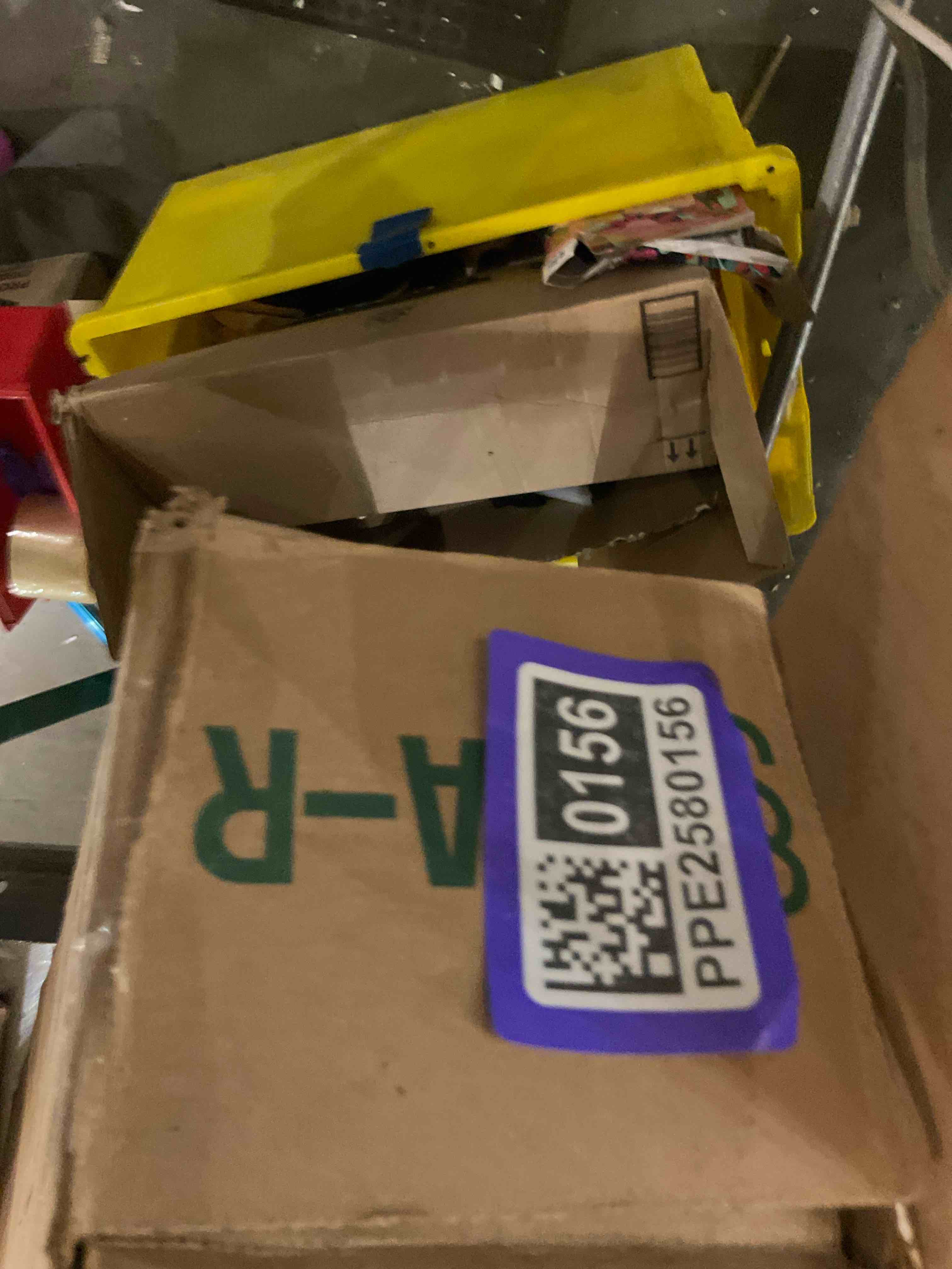 https://s3.amazonaws.com/lotting-images-prod/bidfta/PPE2580156_1745417827272.jpeg