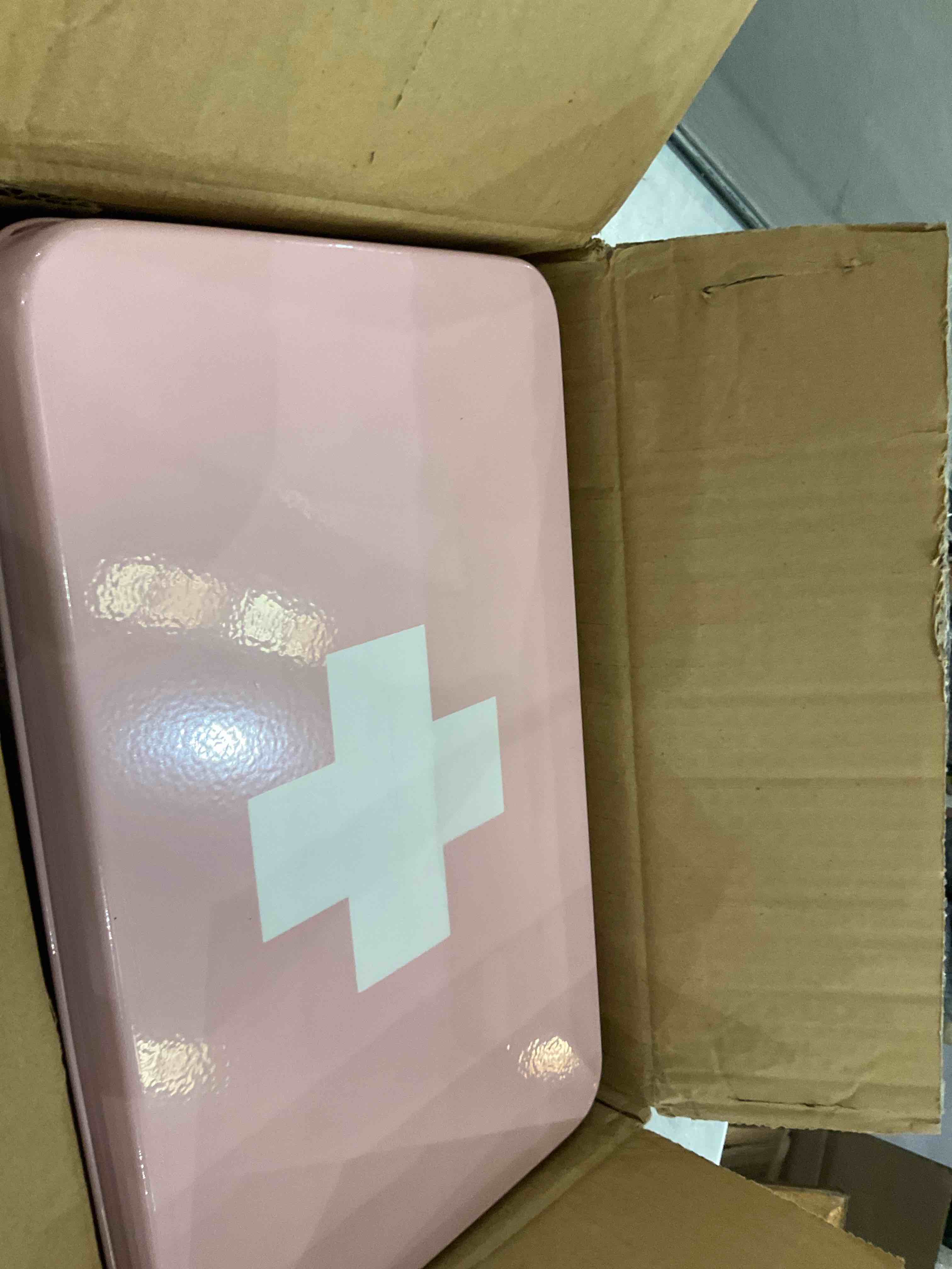 https://s3.amazonaws.com/lotting-images-prod/bidfta/PPE2580184_1745418454709.jpeg