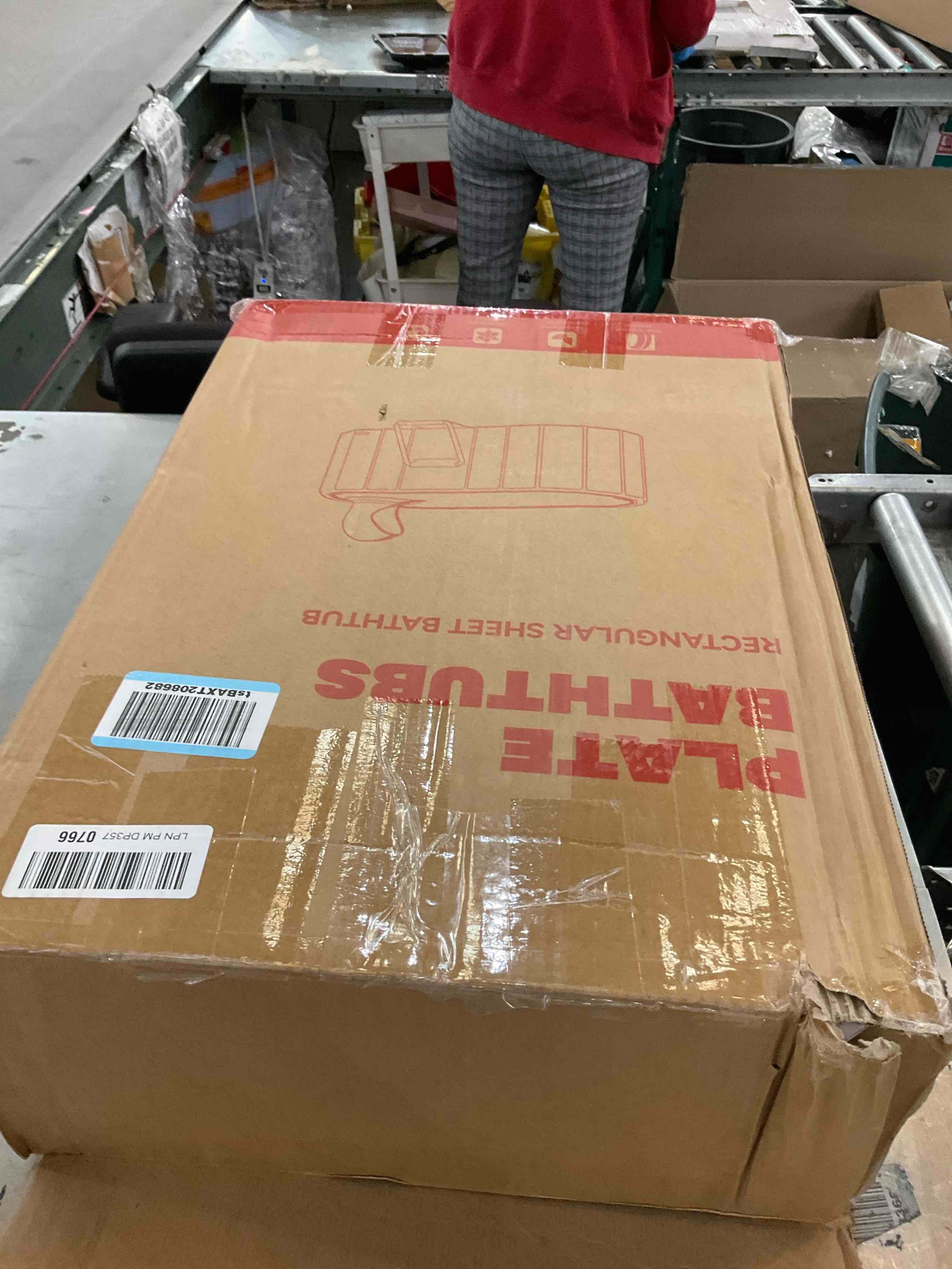 https://s3.amazonaws.com/lotting-images-prod/bidfta/PPE2580472_1745427494880.jpeg