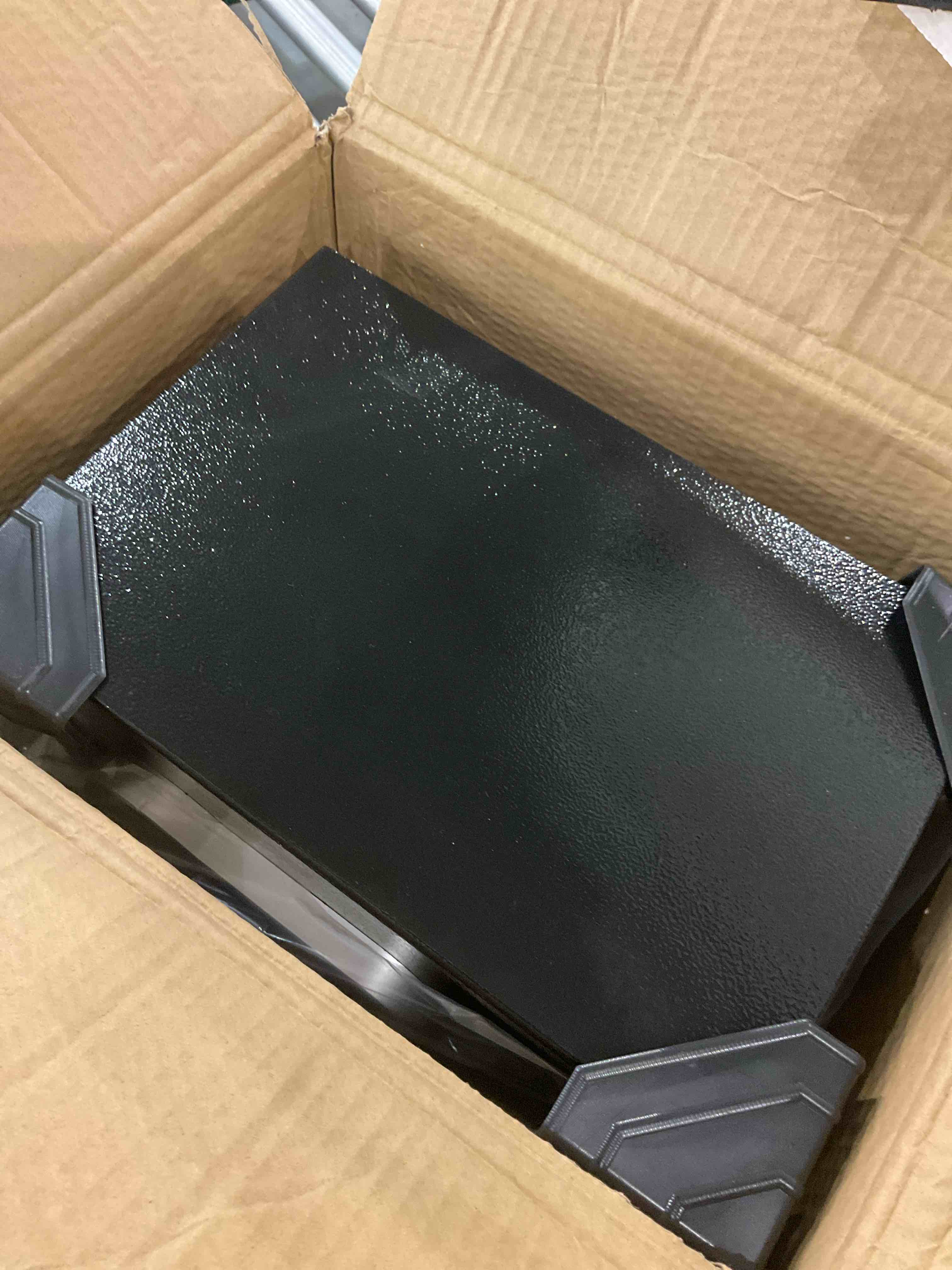 https://s3.amazonaws.com/lotting-images-prod/bidfta/PPE2580850_1745494678164.jpeg