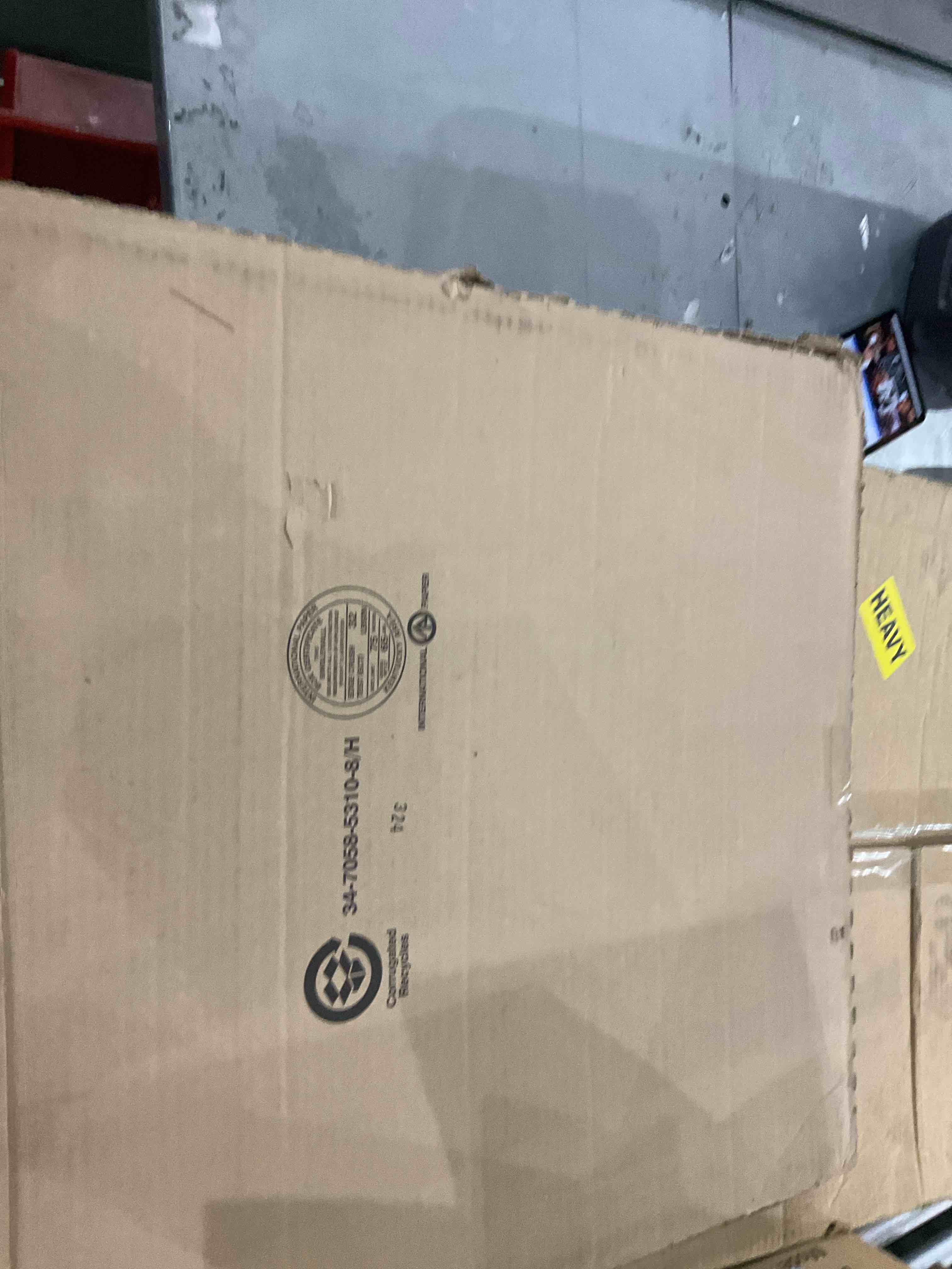 https://s3.amazonaws.com/lotting-images-prod/bidfta/PPE2581096_1745496340202.jpeg