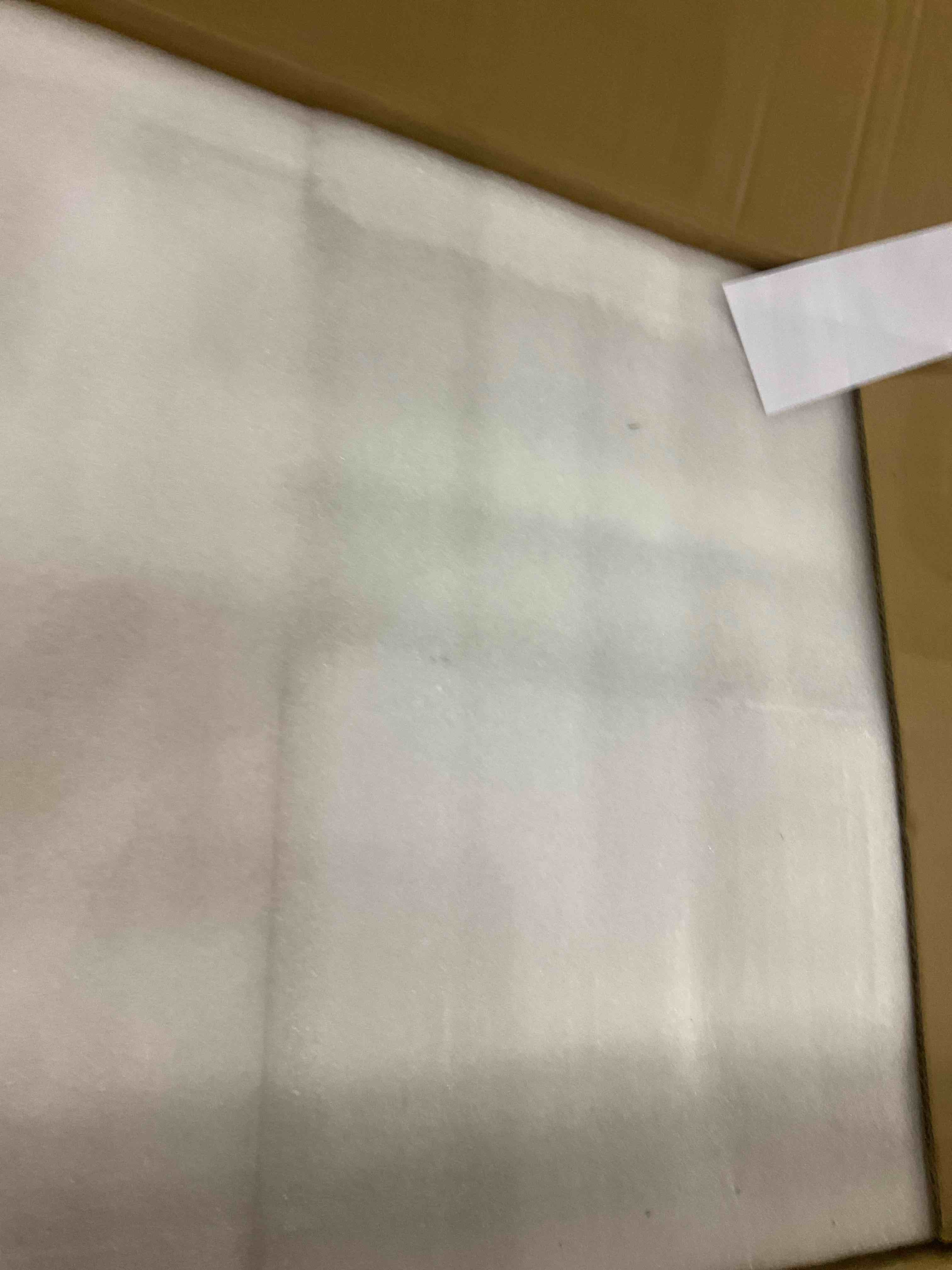 https://s3.amazonaws.com/lotting-images-prod/bidfta/PPE2581098_1745496690220.jpeg