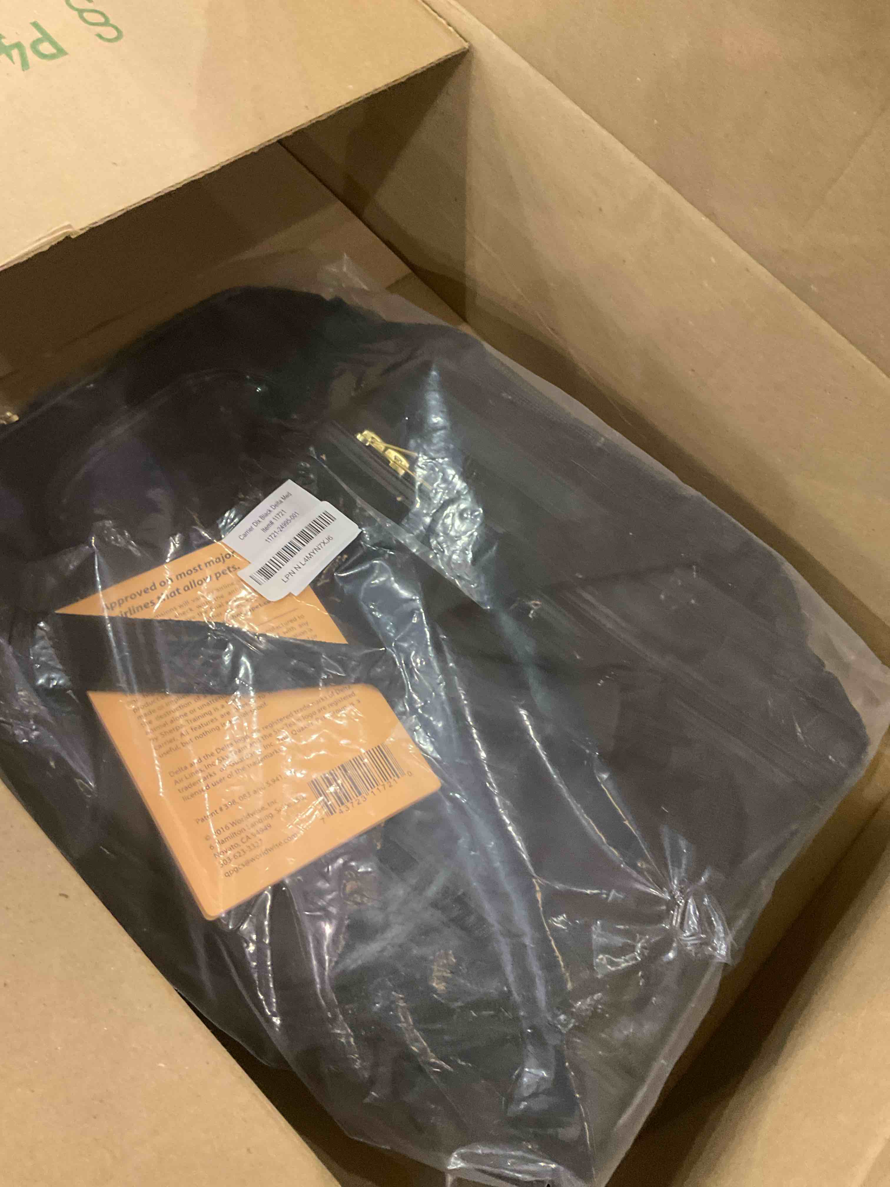 https://s3.amazonaws.com/lotting-images-prod/bidfta/PPE2581238_1745498289301.jpeg