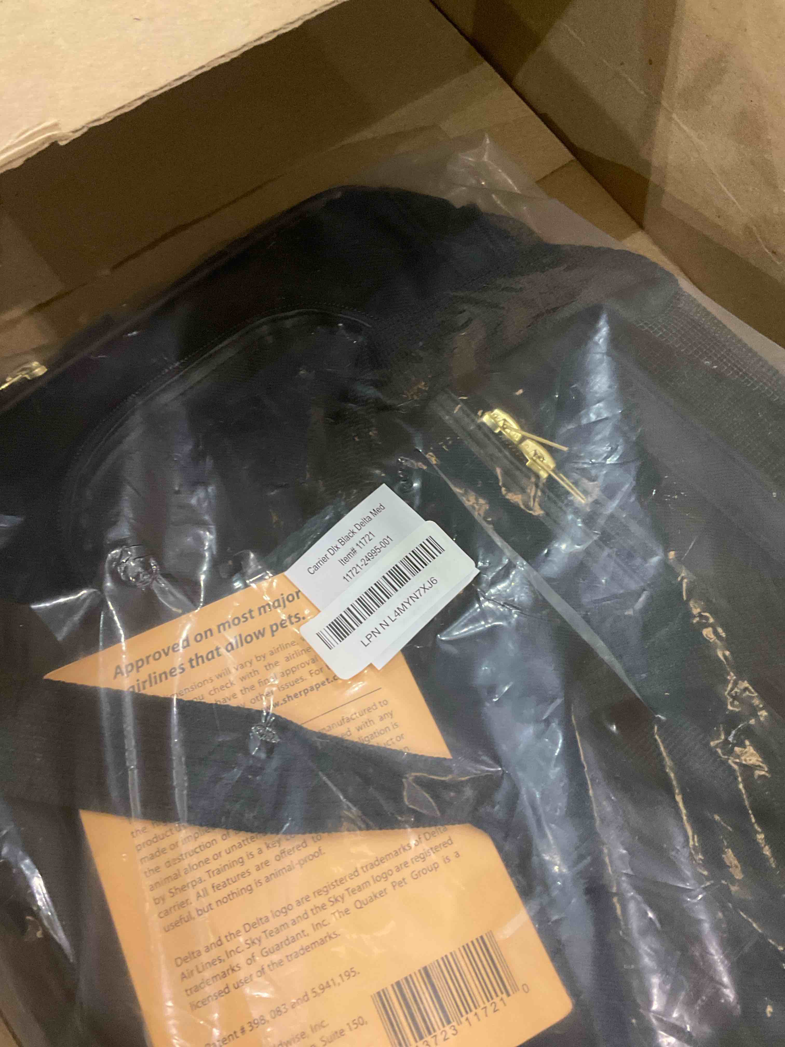 https://s3.amazonaws.com/lotting-images-prod/bidfta/PPE2581238_1745498290823.jpeg