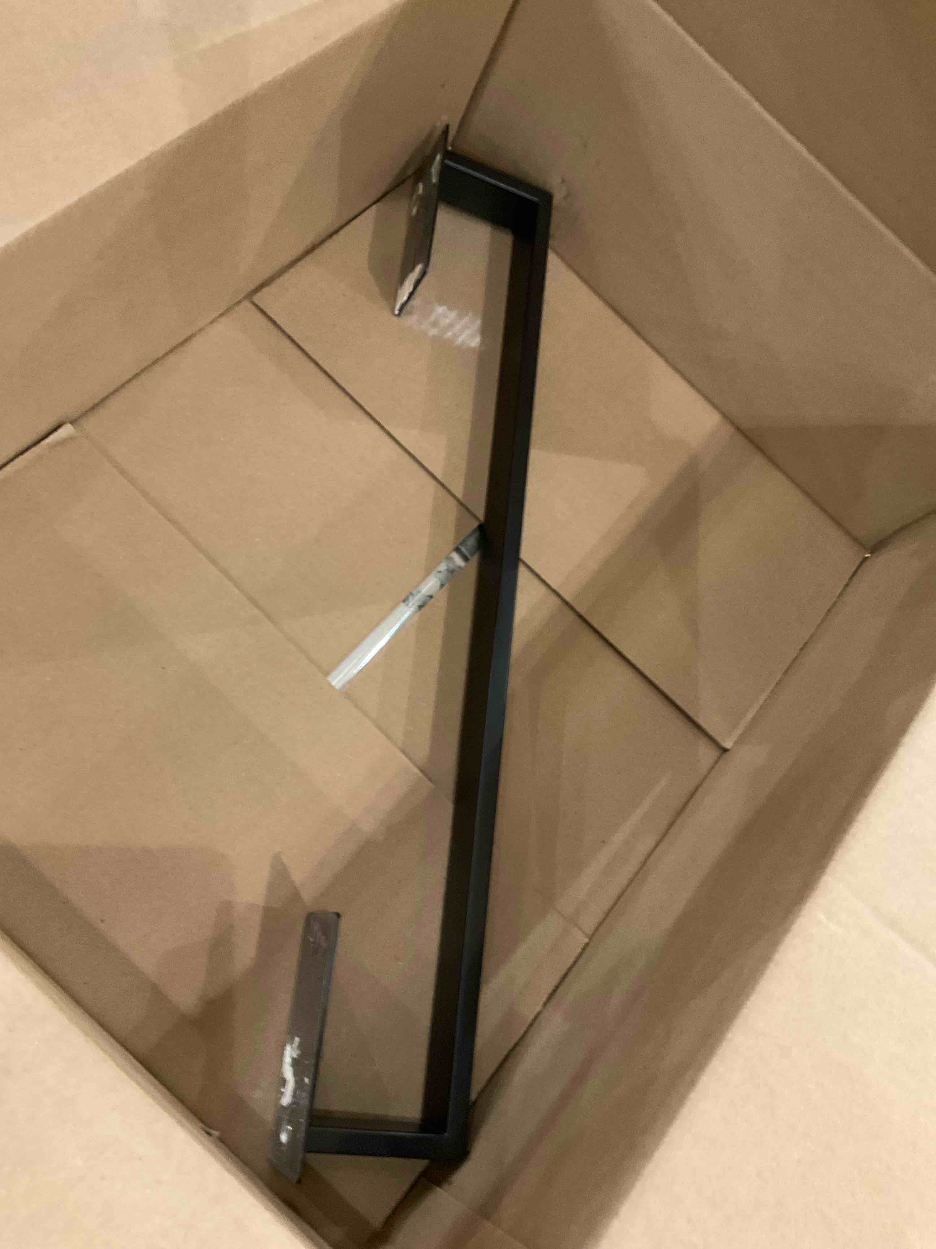 https://s3.amazonaws.com/lotting-images-prod/bidfta/PPE2581418_1745503341064.jpeg