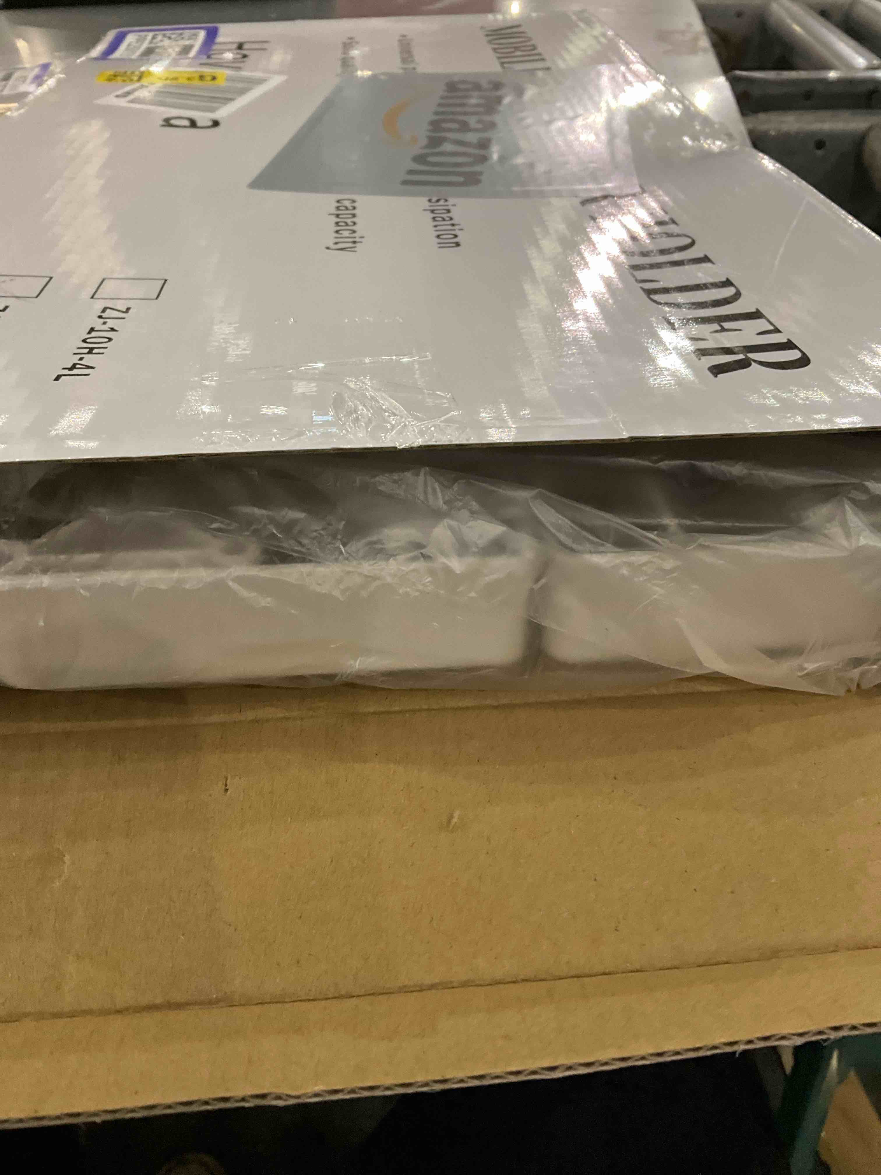 https://s3.amazonaws.com/lotting-images-prod/bidfta/PPE2581515_1745505860476.jpeg