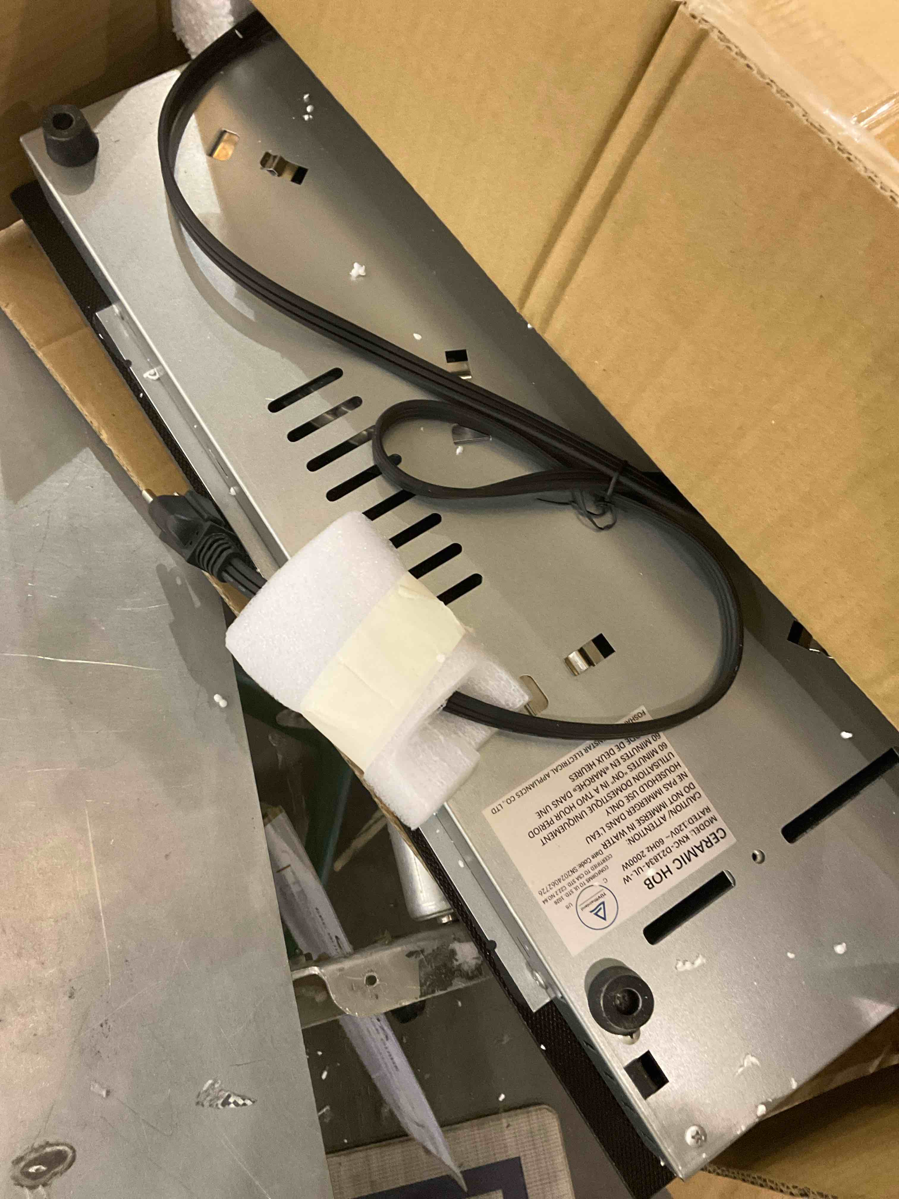 https://s3.amazonaws.com/lotting-images-prod/bidfta/PPE2581673_1745506449687.jpeg