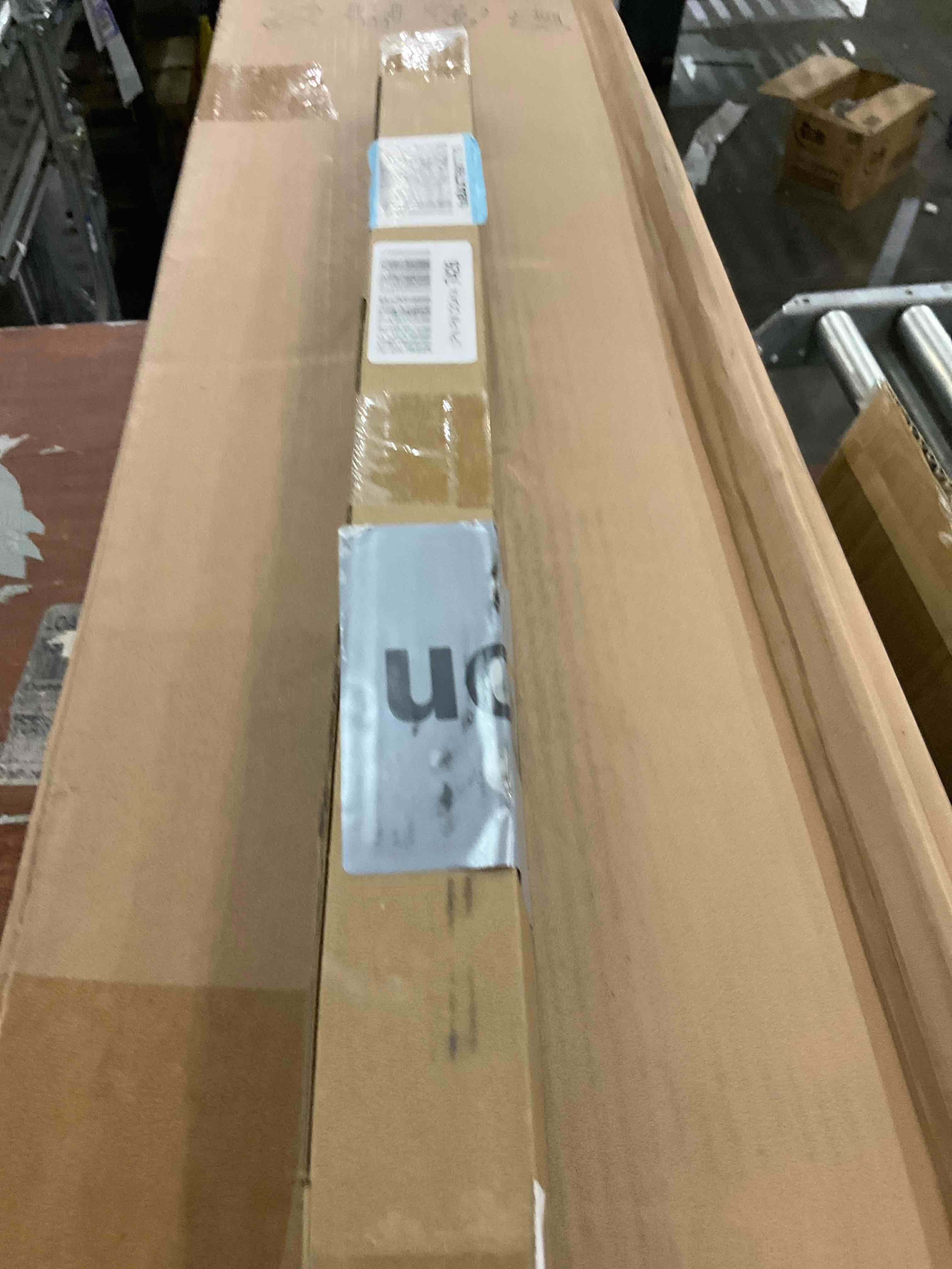 https://s3.amazonaws.com/lotting-images-prod/bidfta/PPE2581679_1745506904355.jpeg