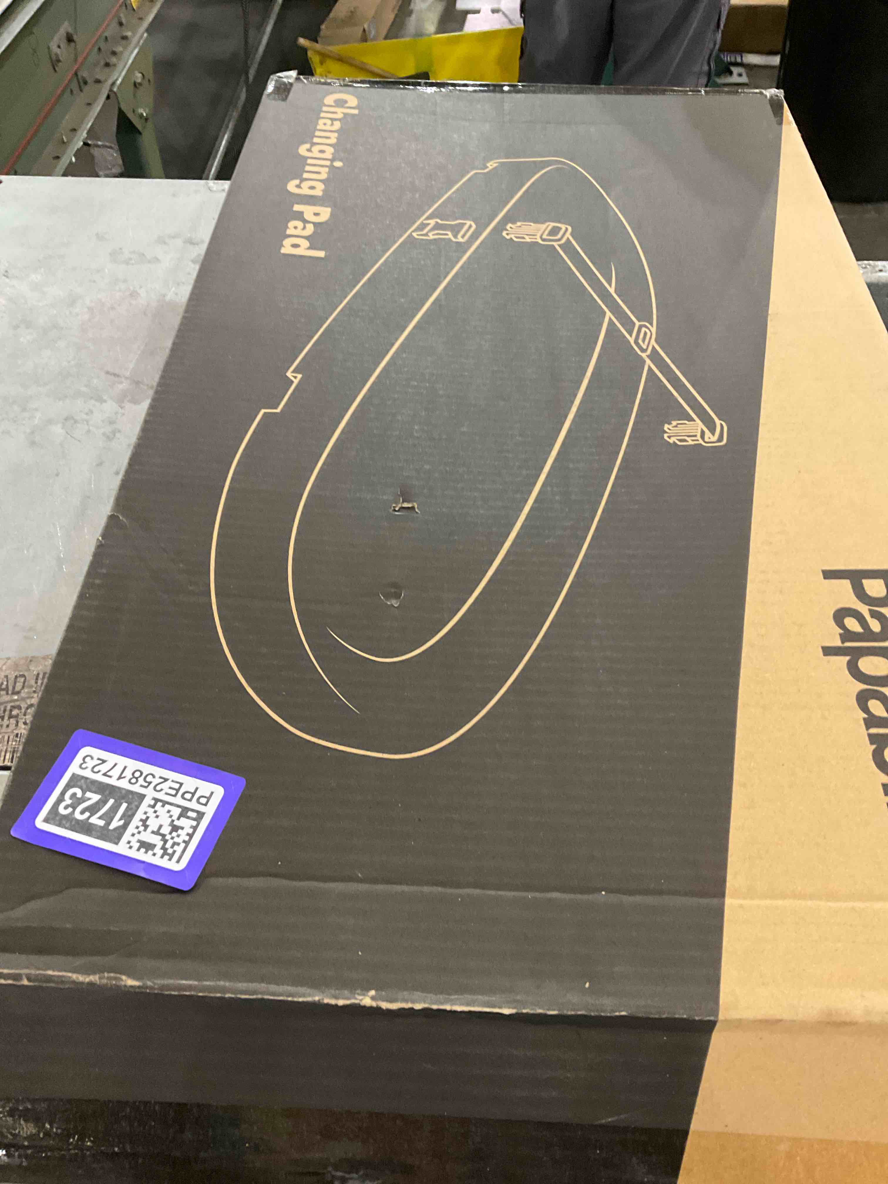 https://s3.amazonaws.com/lotting-images-prod/bidfta/PPE2581723_1745508547807.jpeg