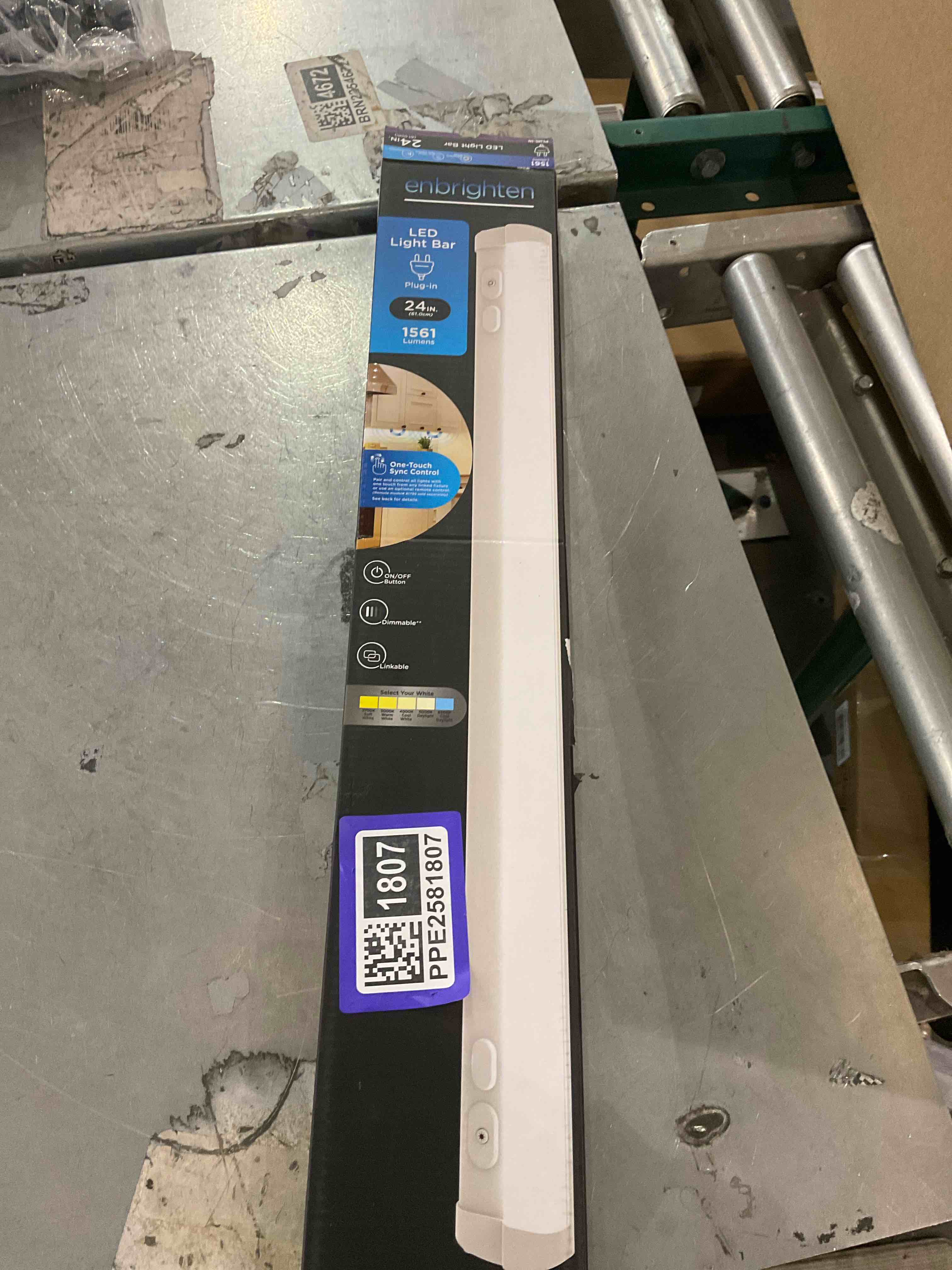 https://s3.amazonaws.com/lotting-images-prod/bidfta/PPE2581807_1745513376014.jpeg