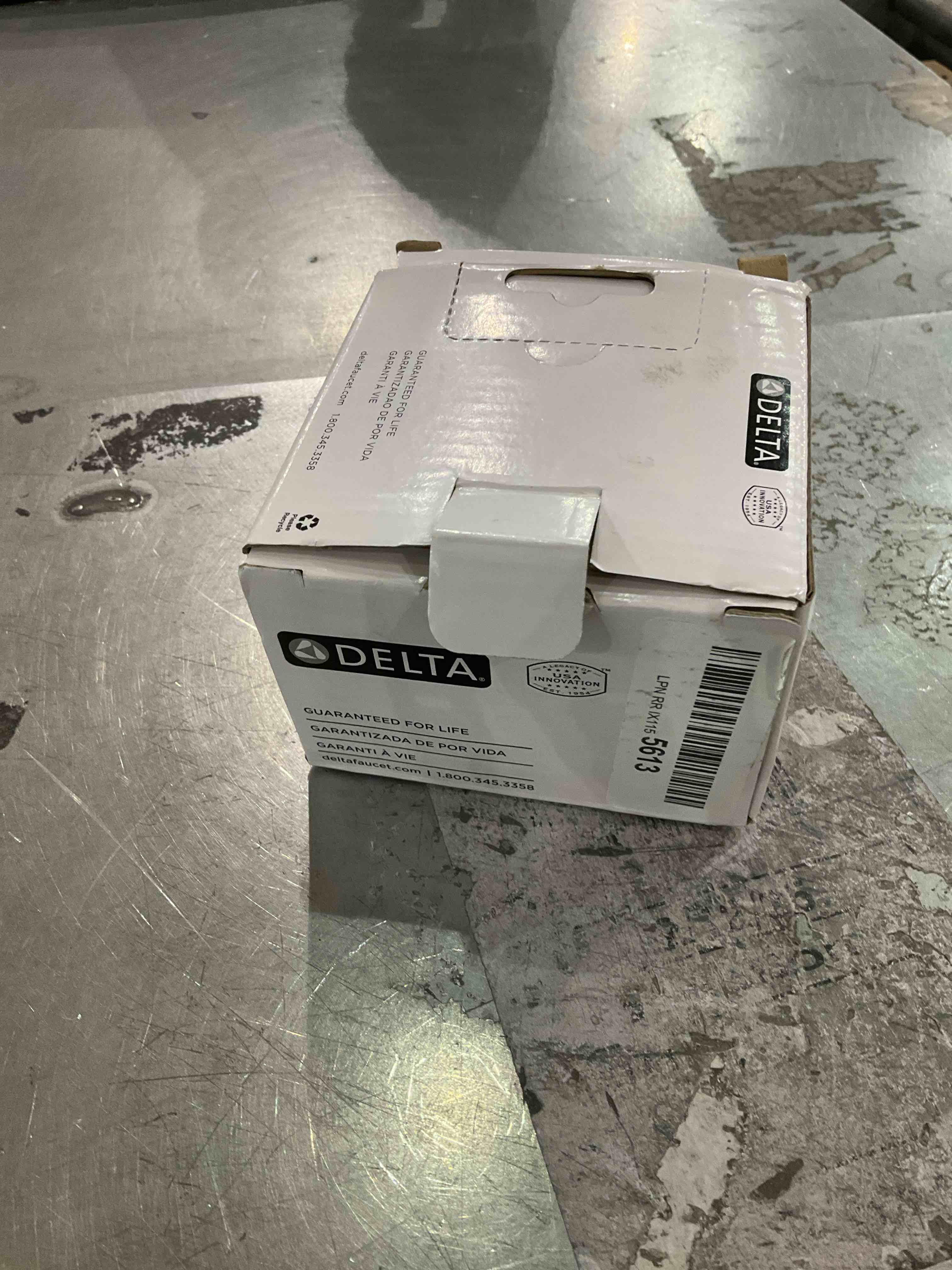 https://s3.amazonaws.com/lotting-images-prod/bidfta/PPE2582248_1745583792233.jpeg