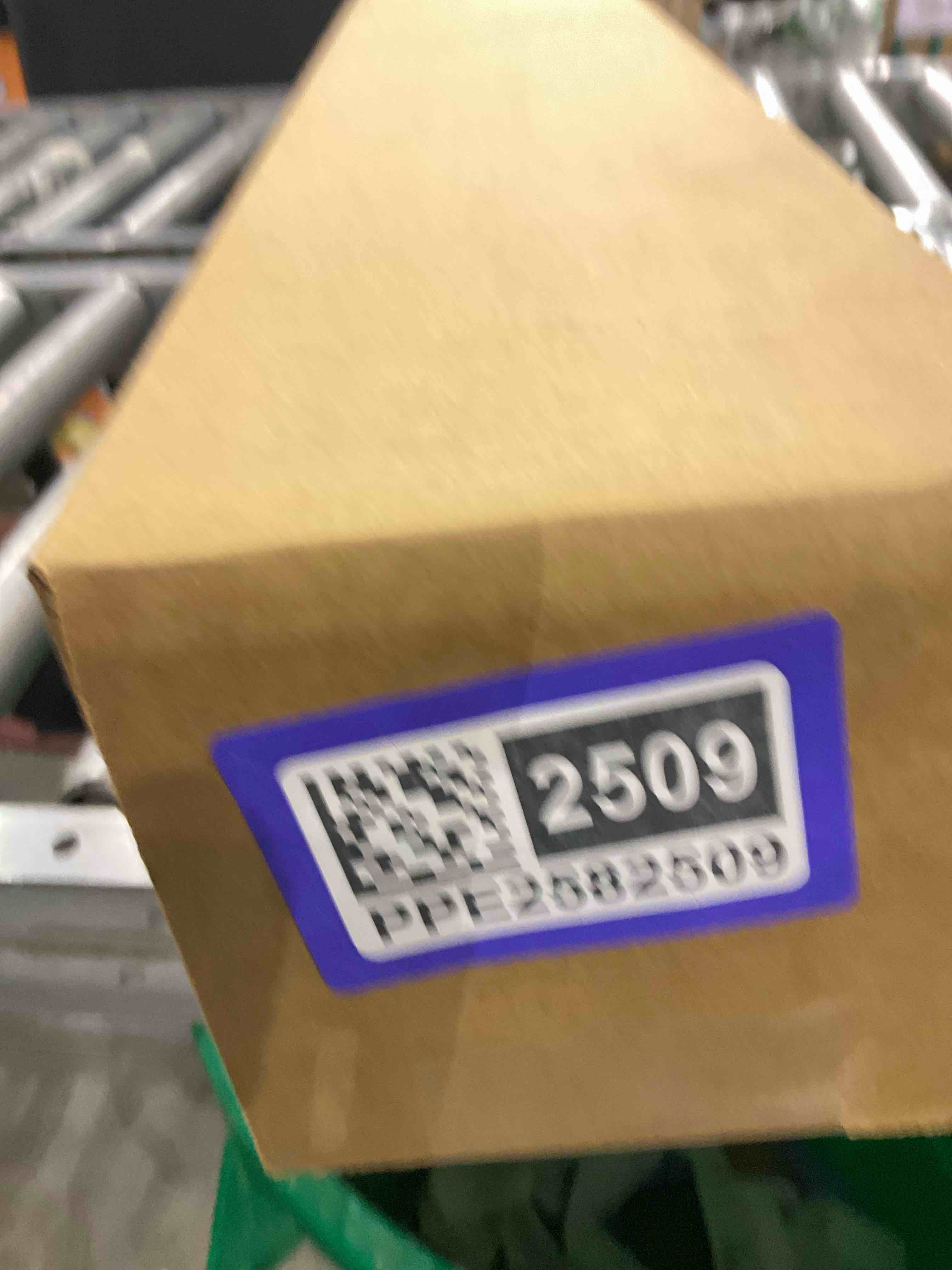 https://s3.amazonaws.com/lotting-images-prod/bidfta/PPE2582509_1745601658658.jpeg