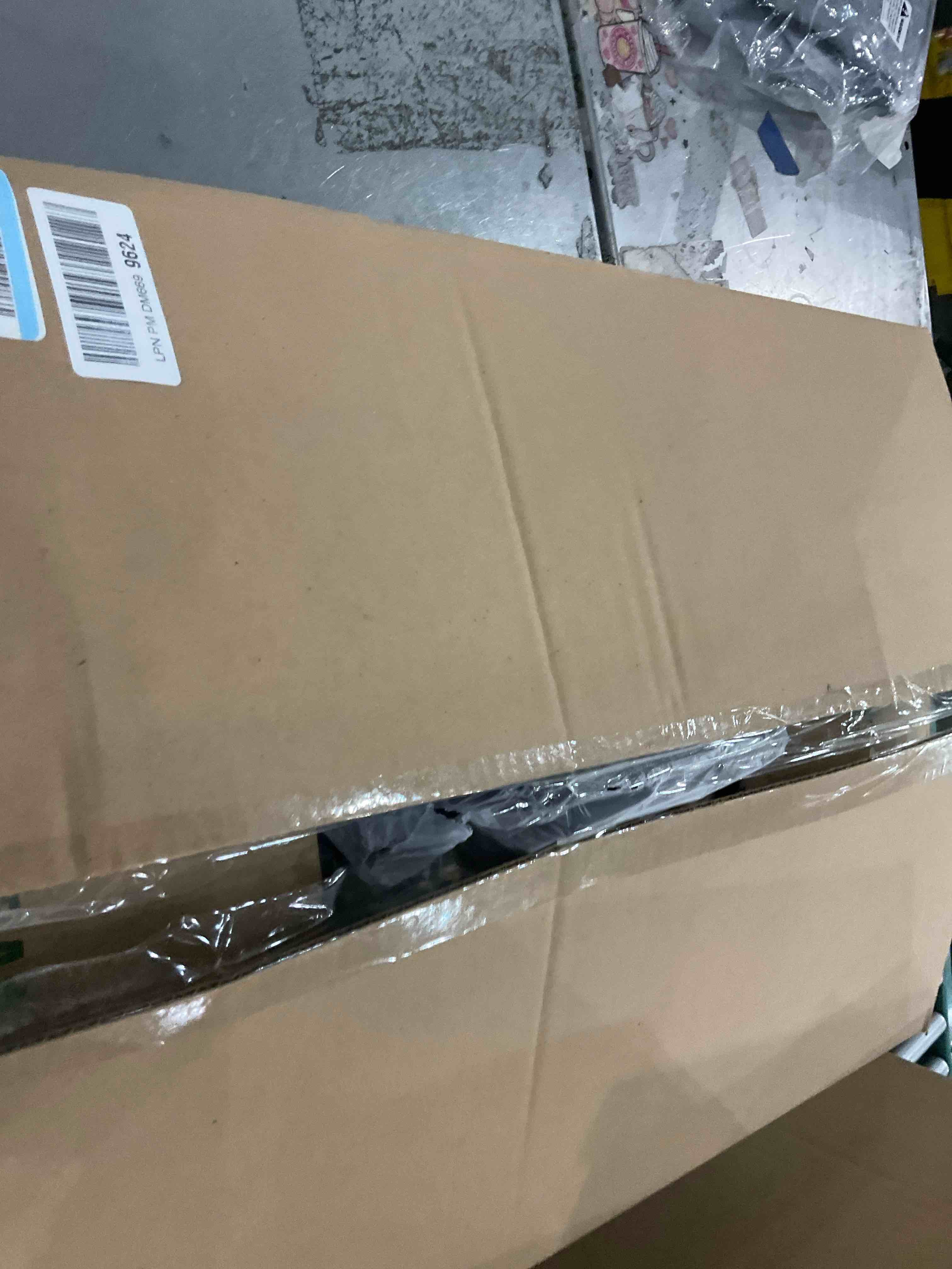 https://s3.amazonaws.com/lotting-images-prod/bidfta/PPE2582565_1745840113416.jpeg