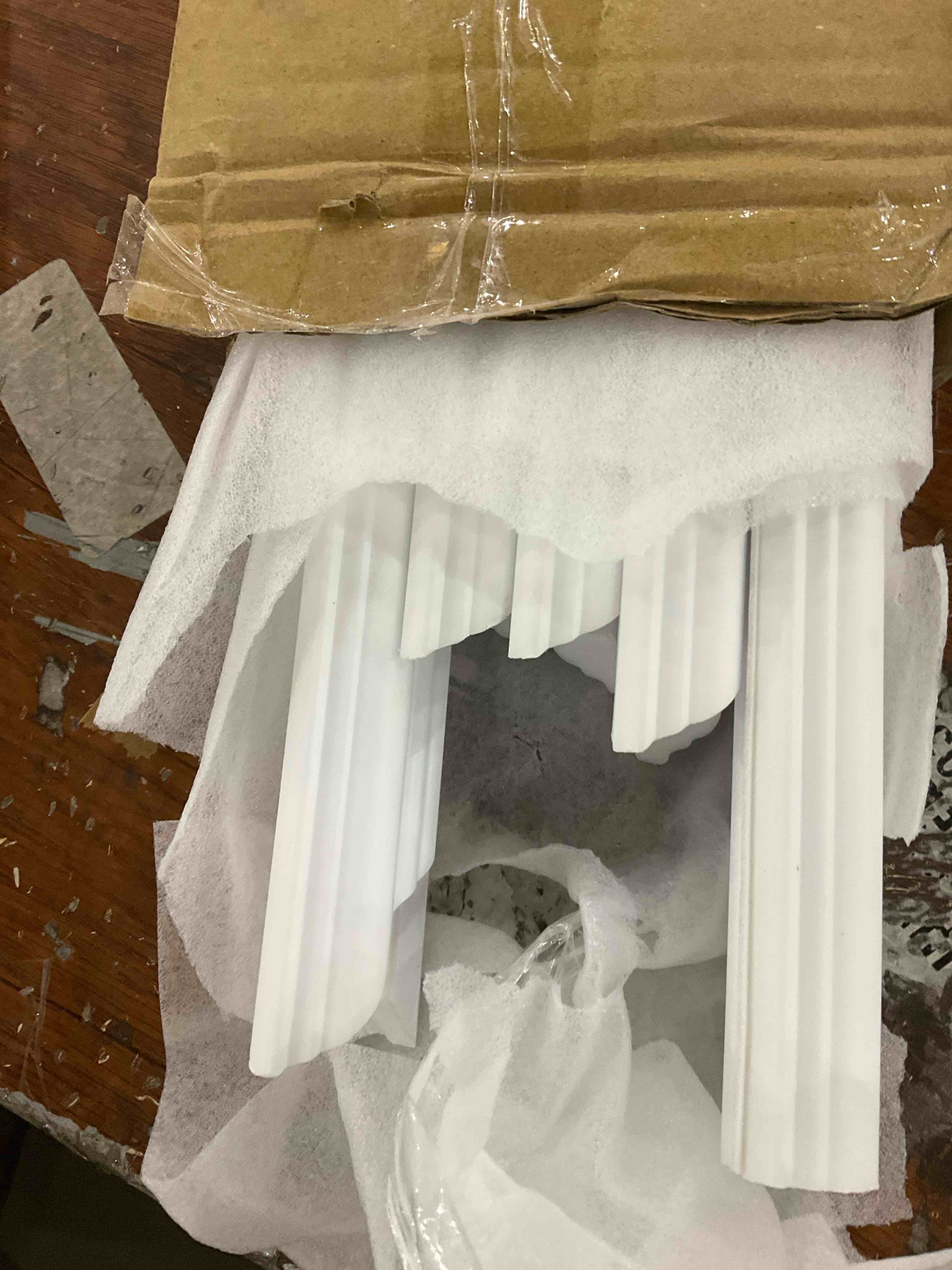 https://s3.amazonaws.com/lotting-images-prod/bidfta/PPE2582691_1745843637122.jpeg