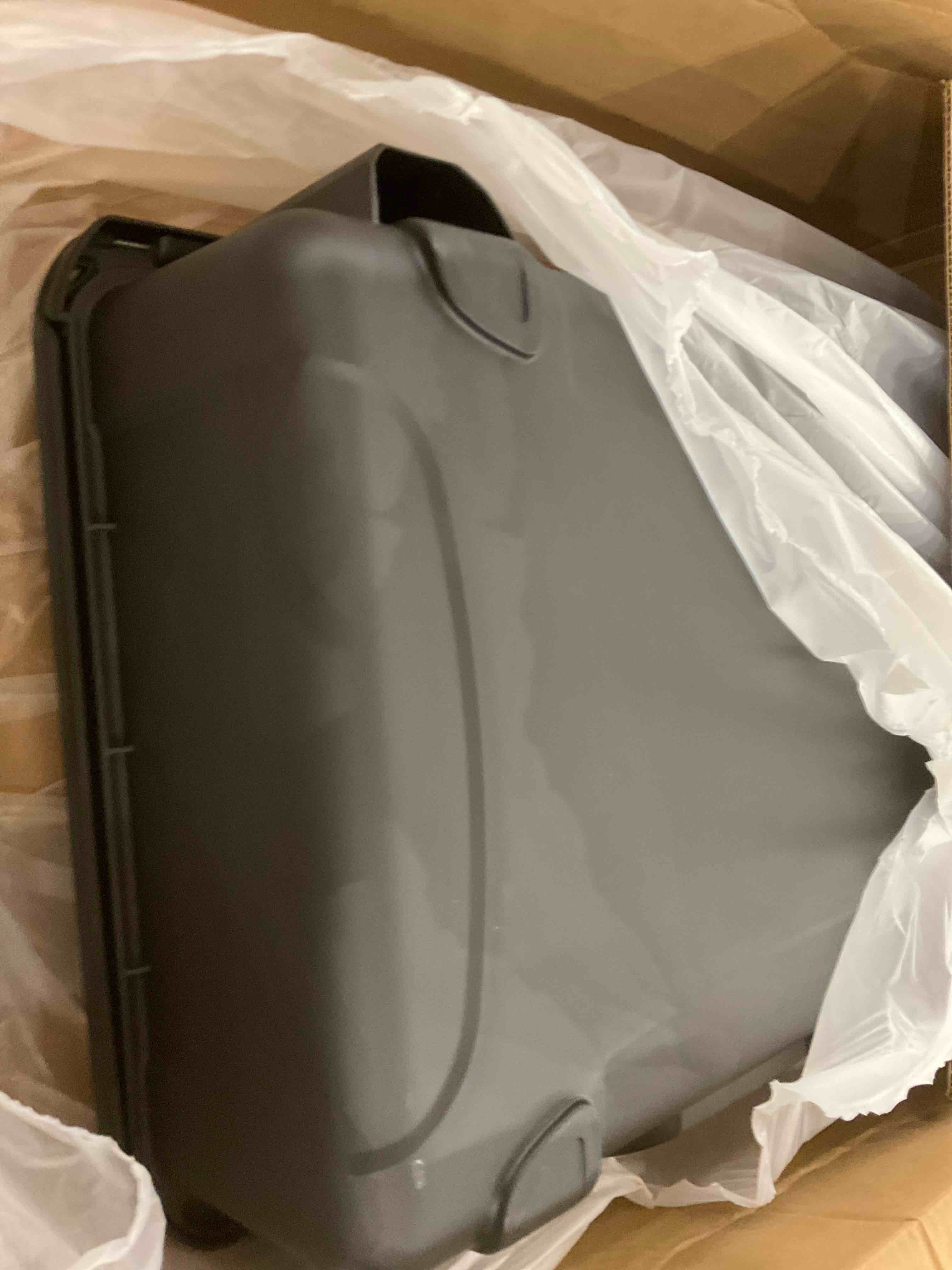 https://s3.amazonaws.com/lotting-images-prod/bidfta/PPE2582877_1745849547463.jpeg