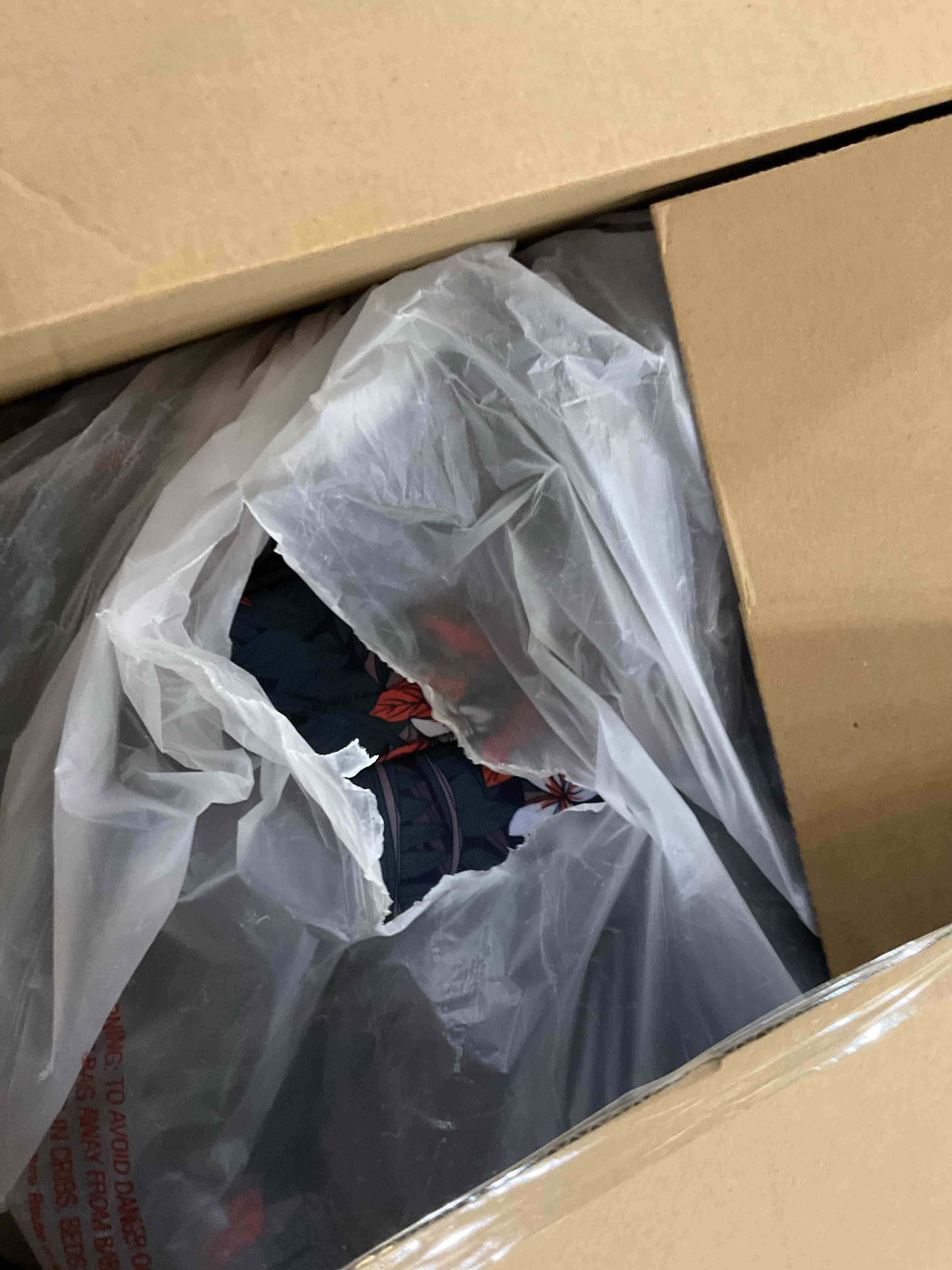 https://s3.amazonaws.com/lotting-images-prod/bidfta/PPE2582922_1745849626589.jpeg