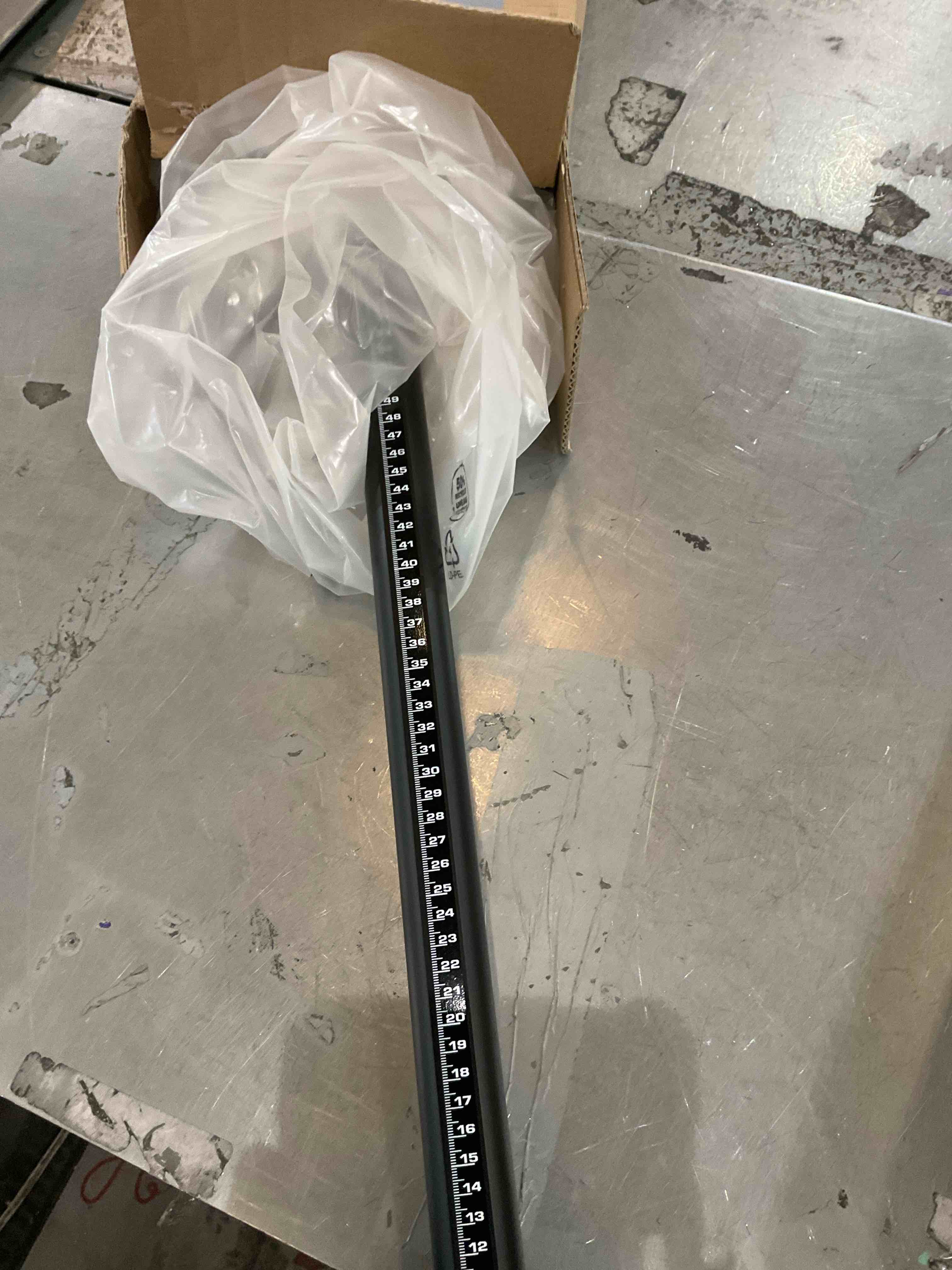 https://s3.amazonaws.com/lotting-images-prod/bidfta/PPE2582954_1745850913315.jpeg