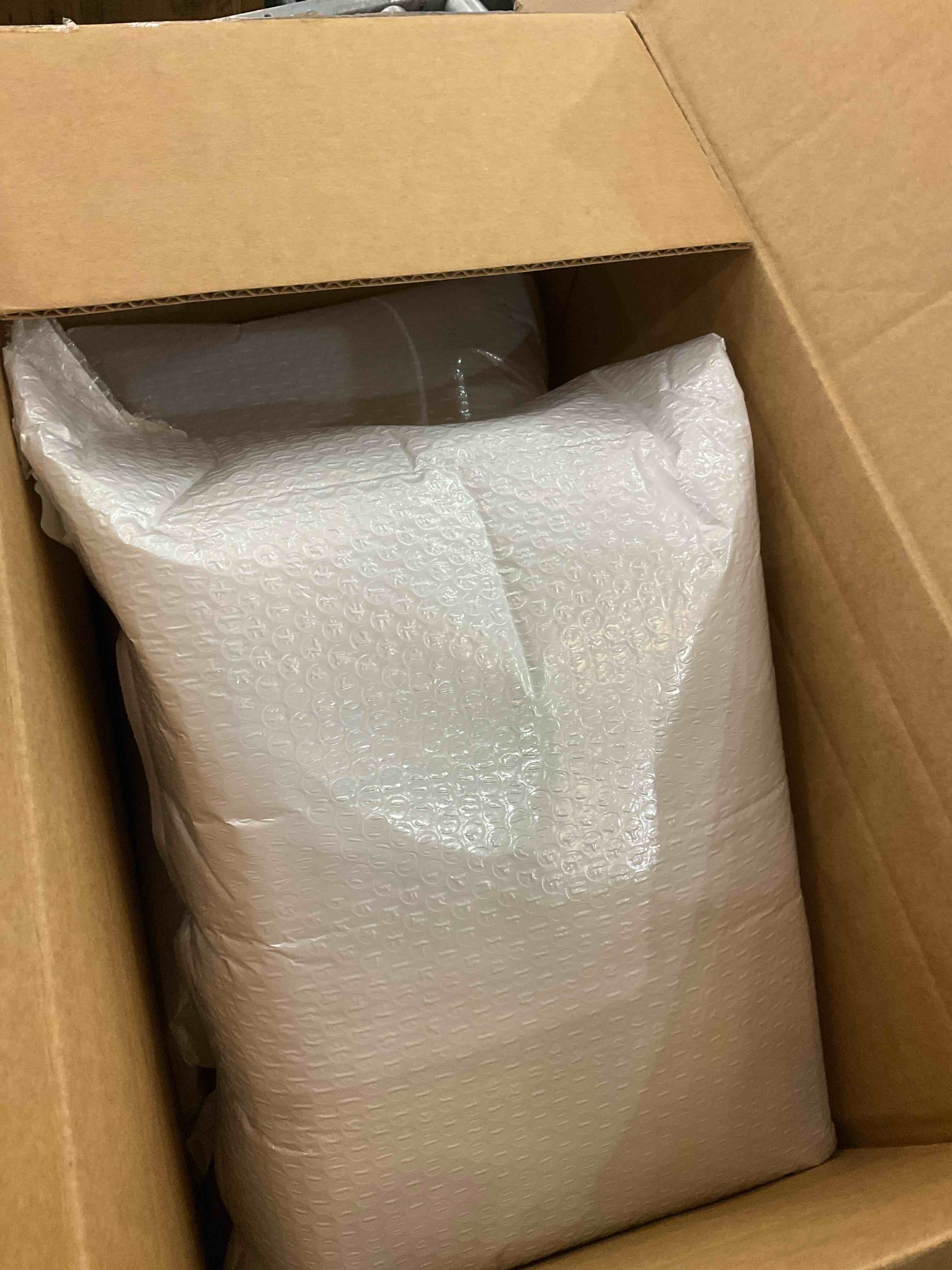 https://s3.amazonaws.com/lotting-images-prod/bidfta/PPE2582986_1745853904943.jpeg