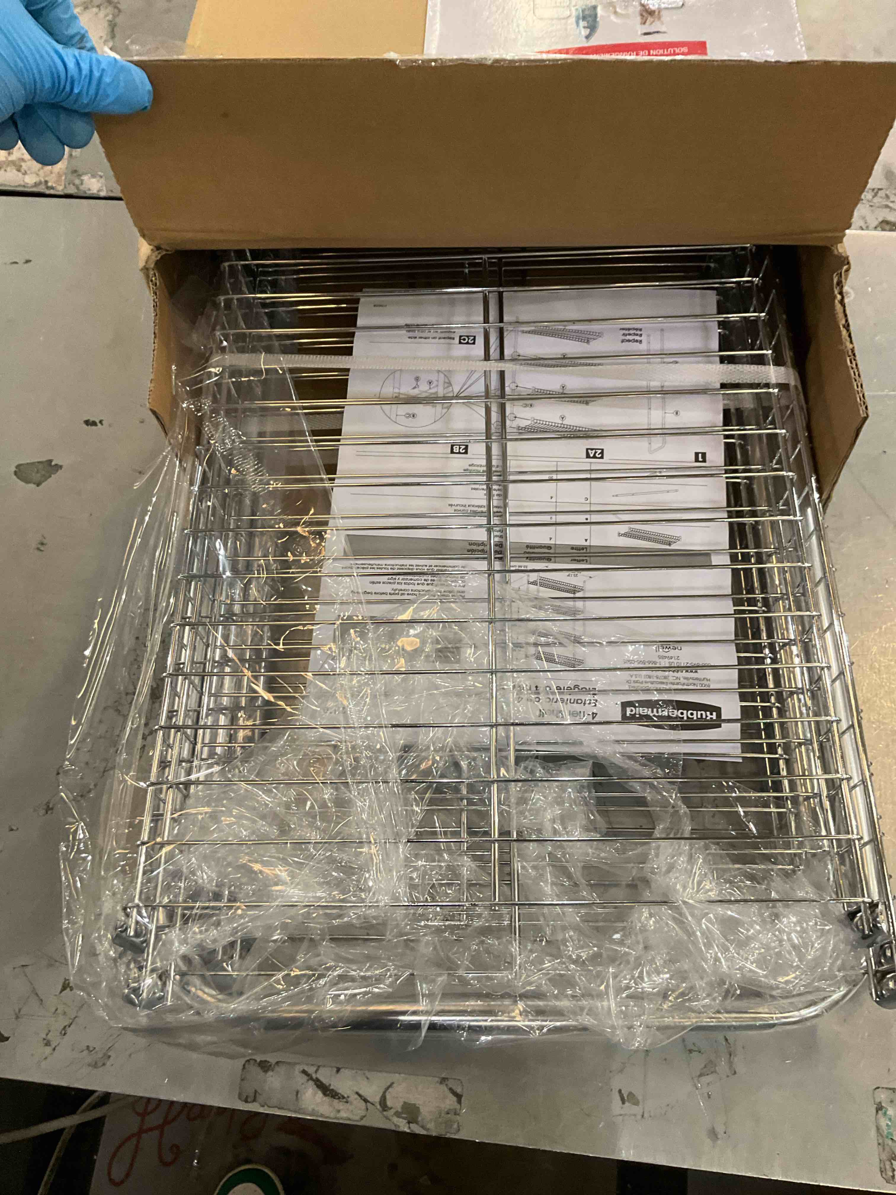 https://s3.amazonaws.com/lotting-images-prod/bidfta/PPE2583153_1745861305242.jpeg