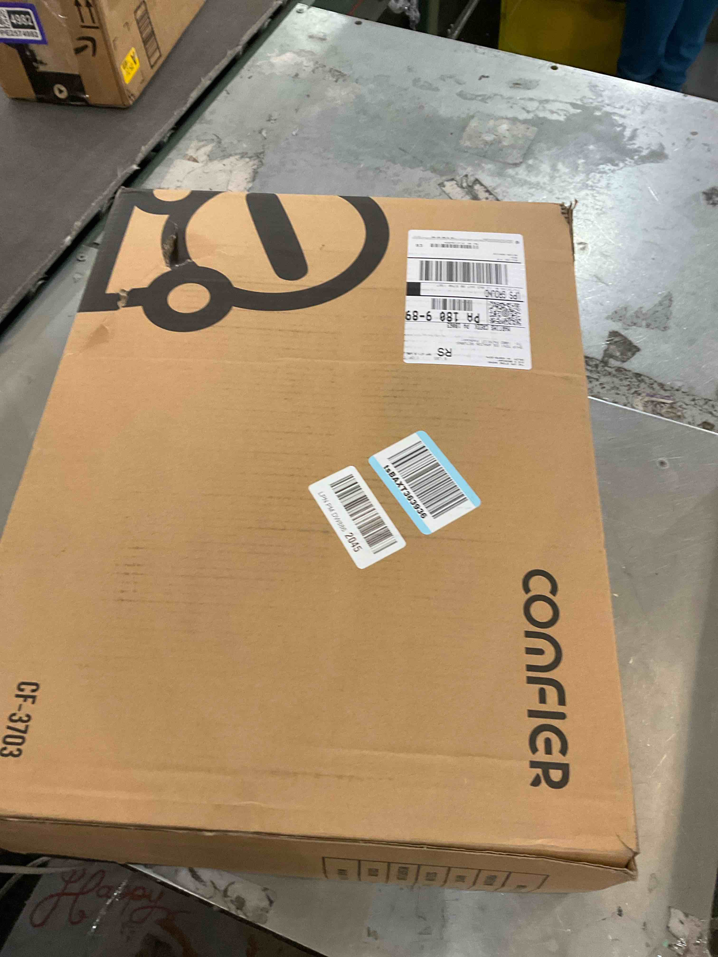 https://s3.amazonaws.com/lotting-images-prod/bidfta/PPE2583158_1745861870755.jpeg