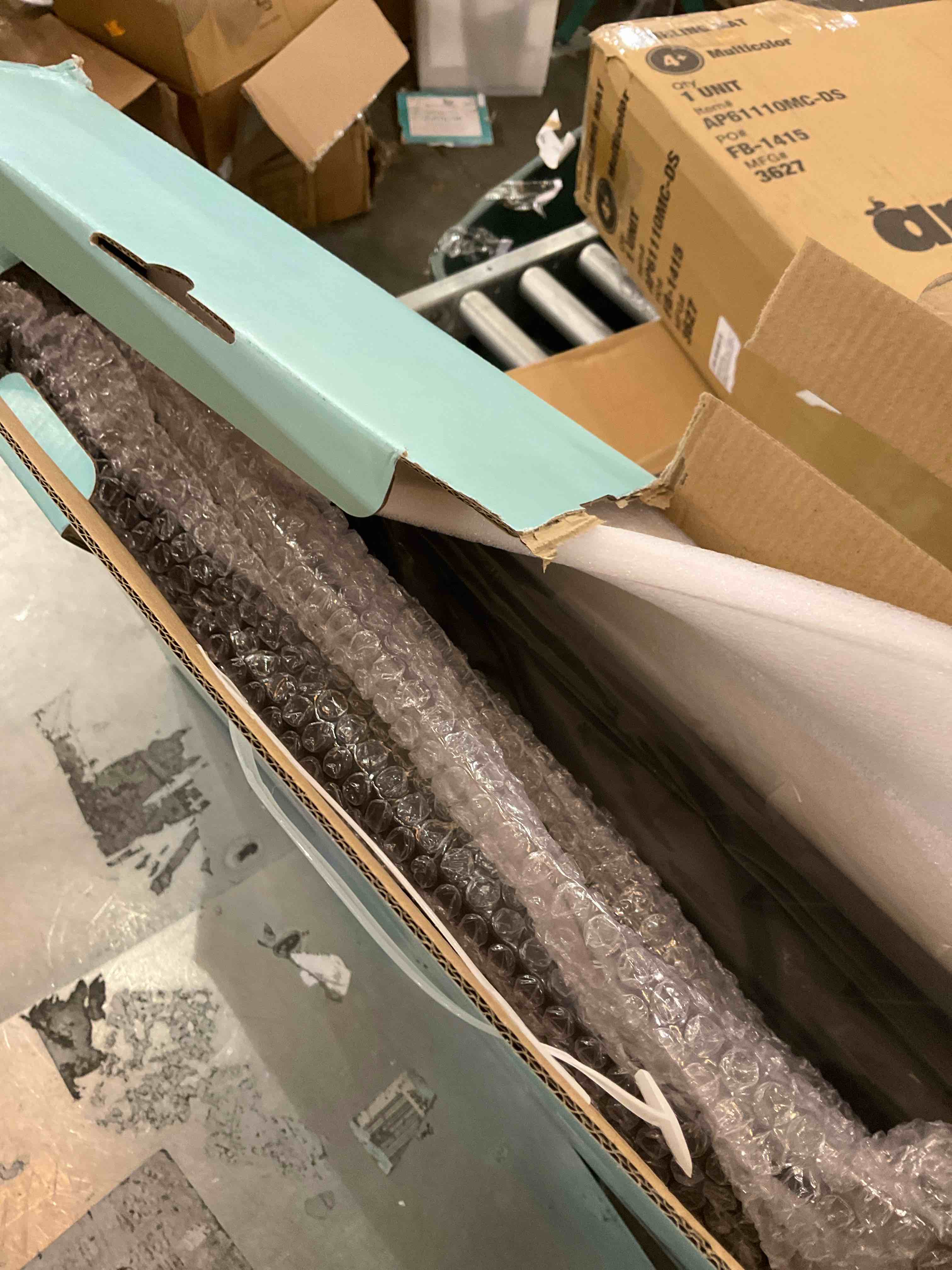 https://s3.amazonaws.com/lotting-images-prod/bidfta/PPE2583252_1745862022226.jpeg