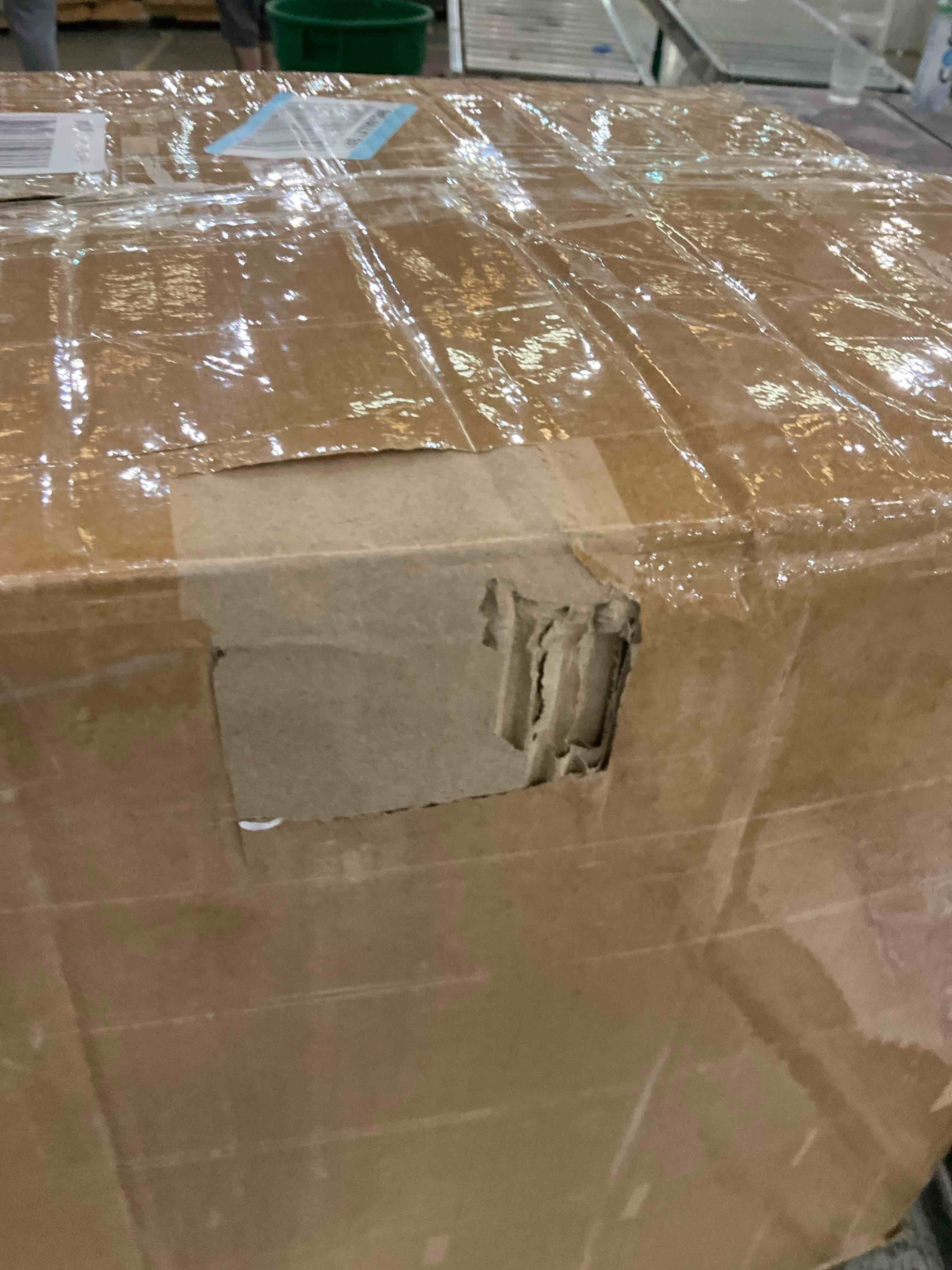 https://s3.amazonaws.com/lotting-images-prod/bidfta/PPE2583313_1745865817520.jpeg