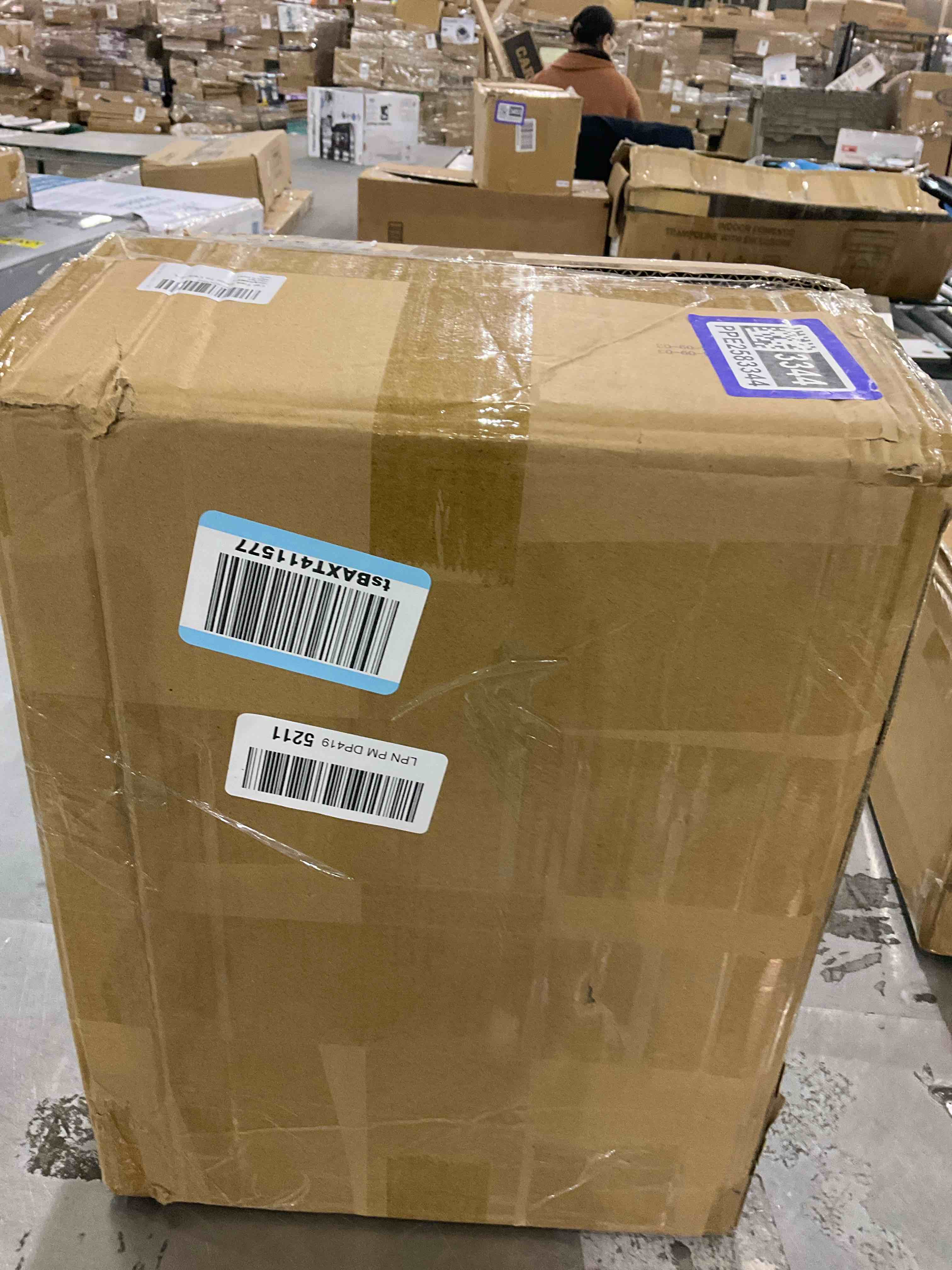 https://s3.amazonaws.com/lotting-images-prod/bidfta/PPE2583344_1745924816199.jpeg