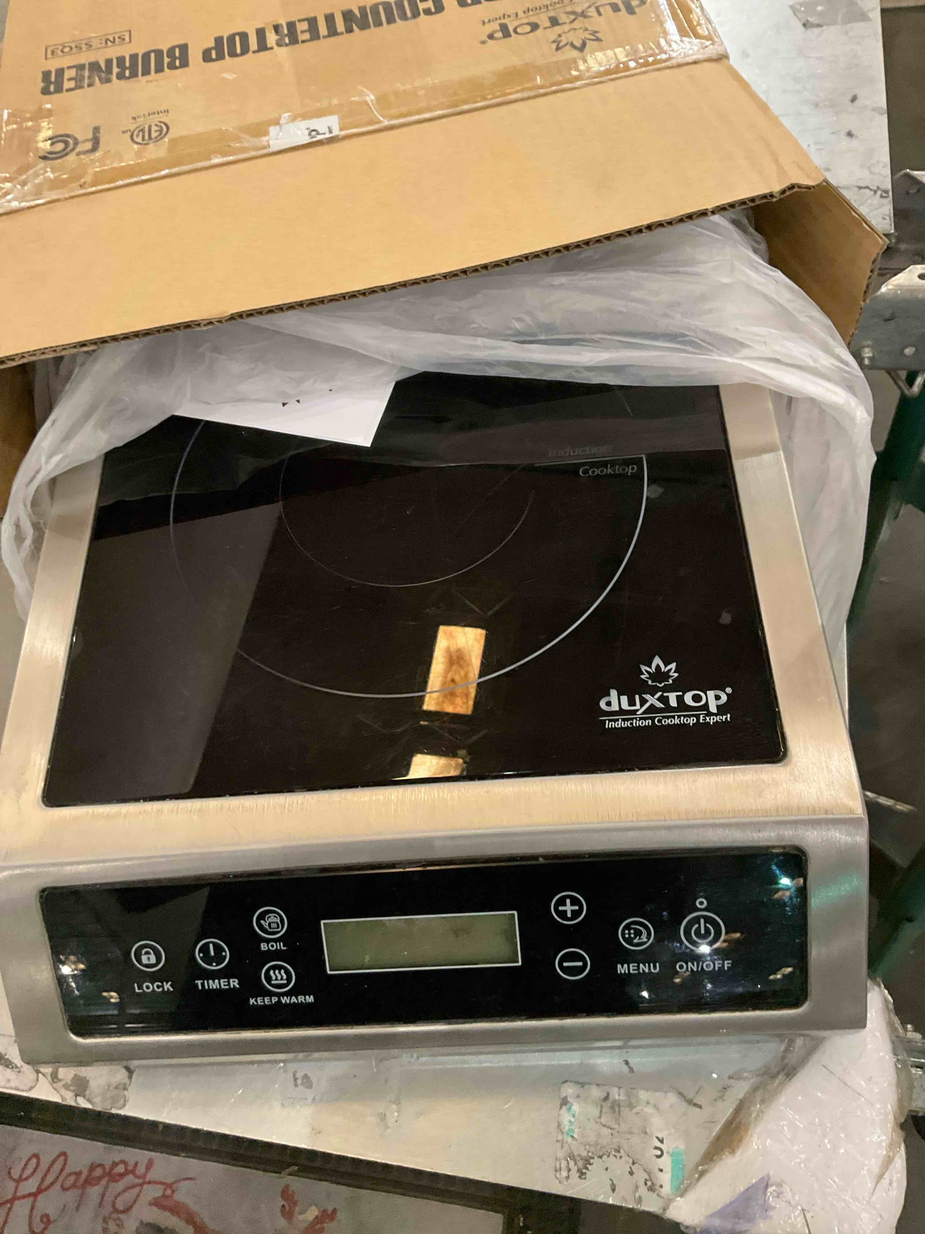 https://s3.amazonaws.com/lotting-images-prod/bidfta/PPE2583415_1745868200565.jpeg