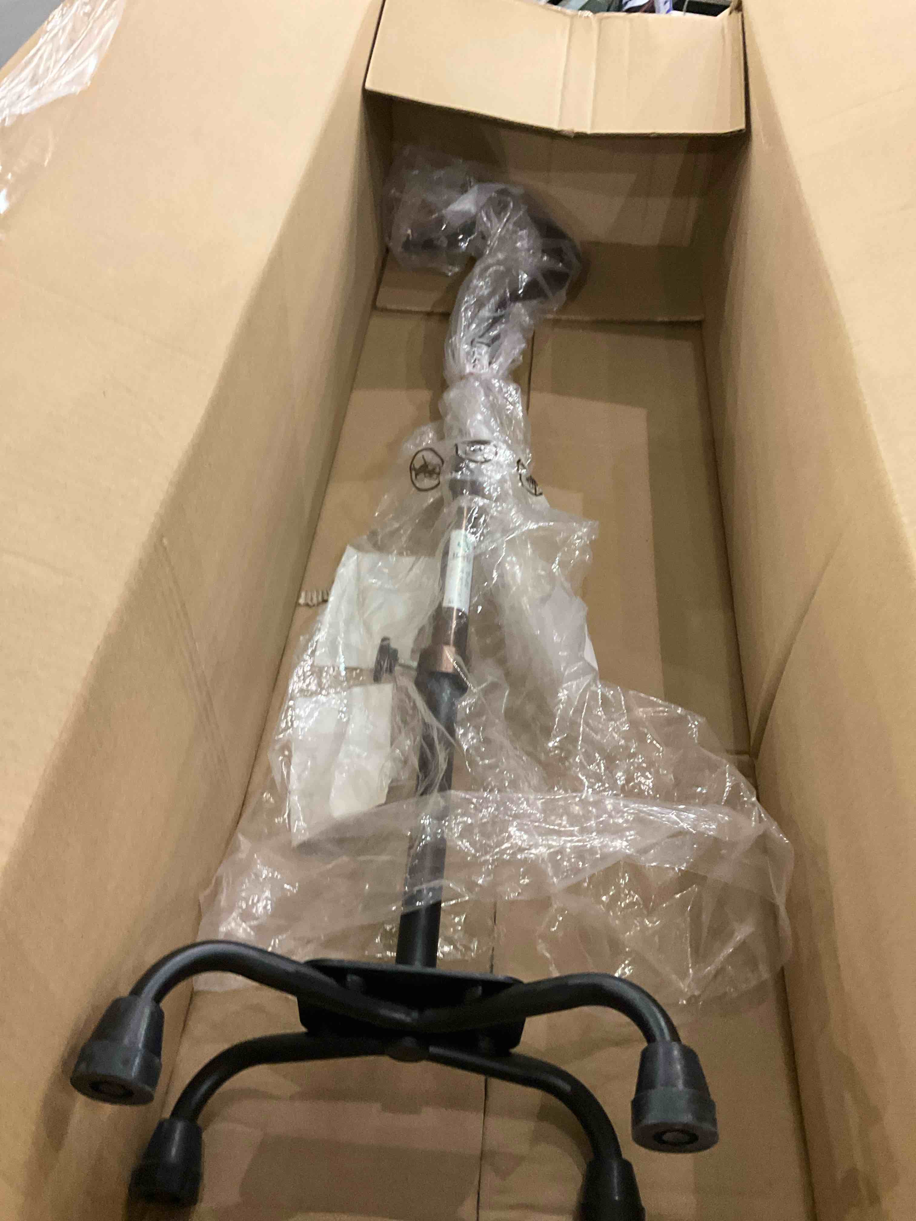 https://s3.amazonaws.com/lotting-images-prod/bidfta/PPE2583445_1745926493797.jpeg