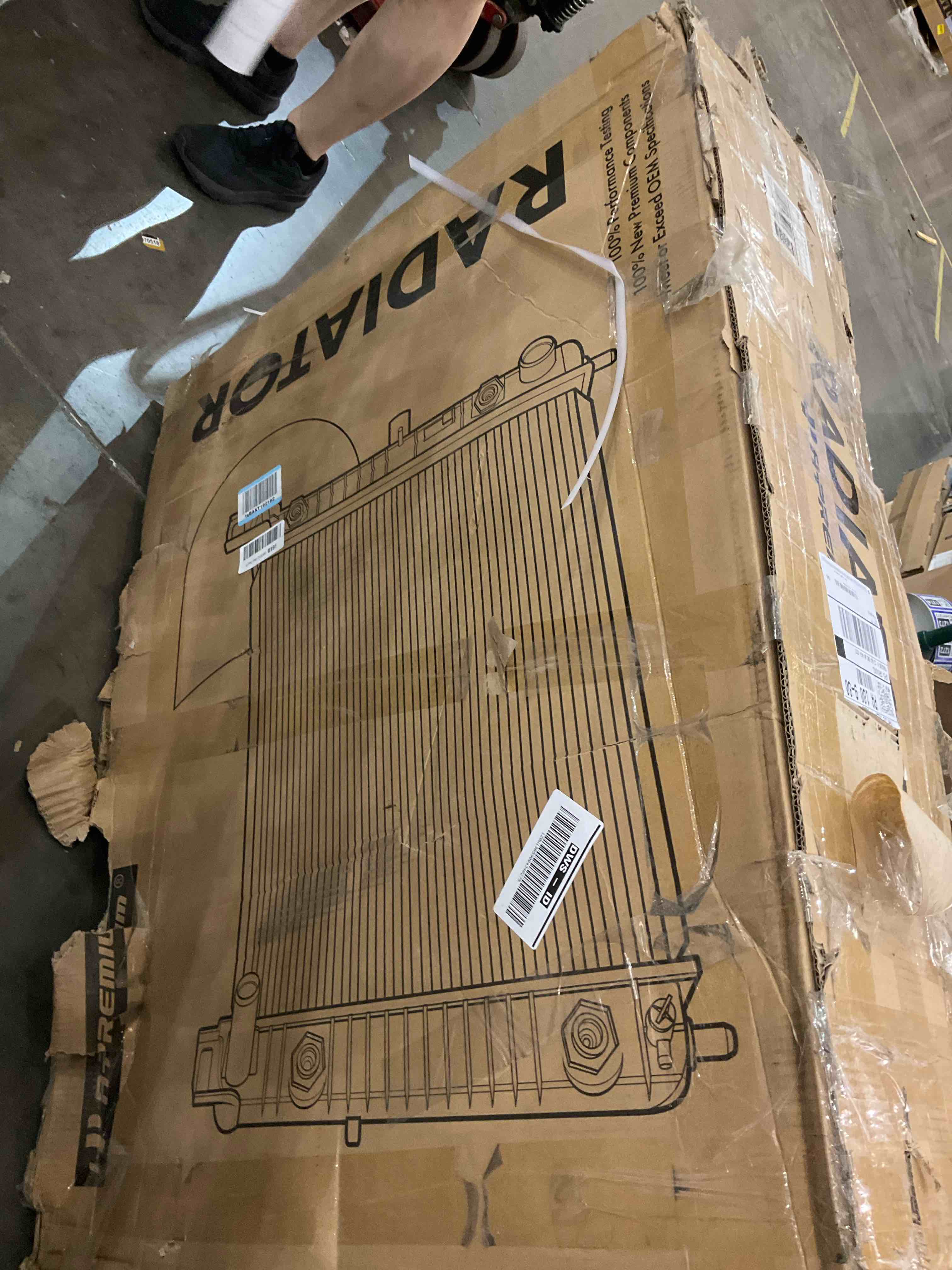 https://s3.amazonaws.com/lotting-images-prod/bidfta/PPE2583523_1745933599998.jpeg