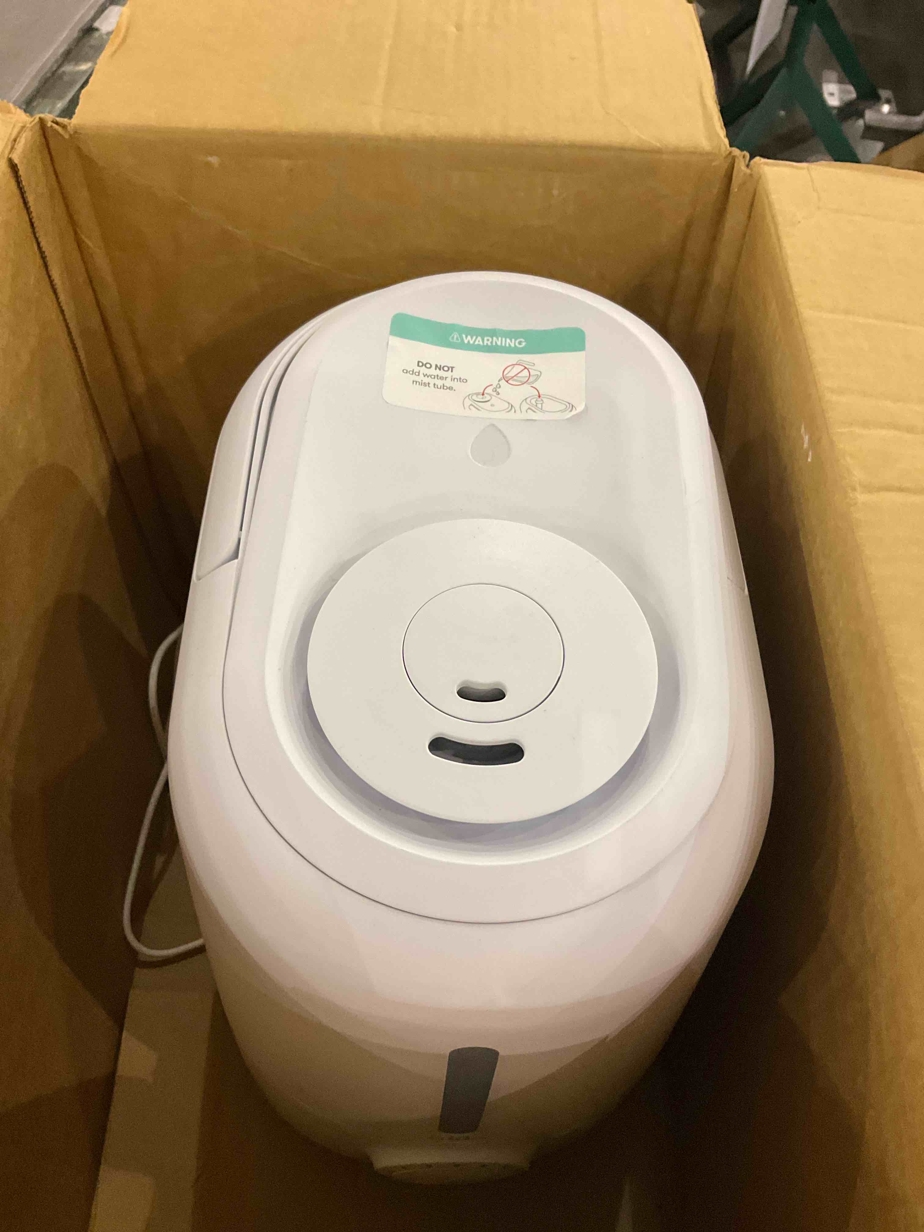 https://s3.amazonaws.com/lotting-images-prod/bidfta/PPE2583602_1745926575643.jpeg