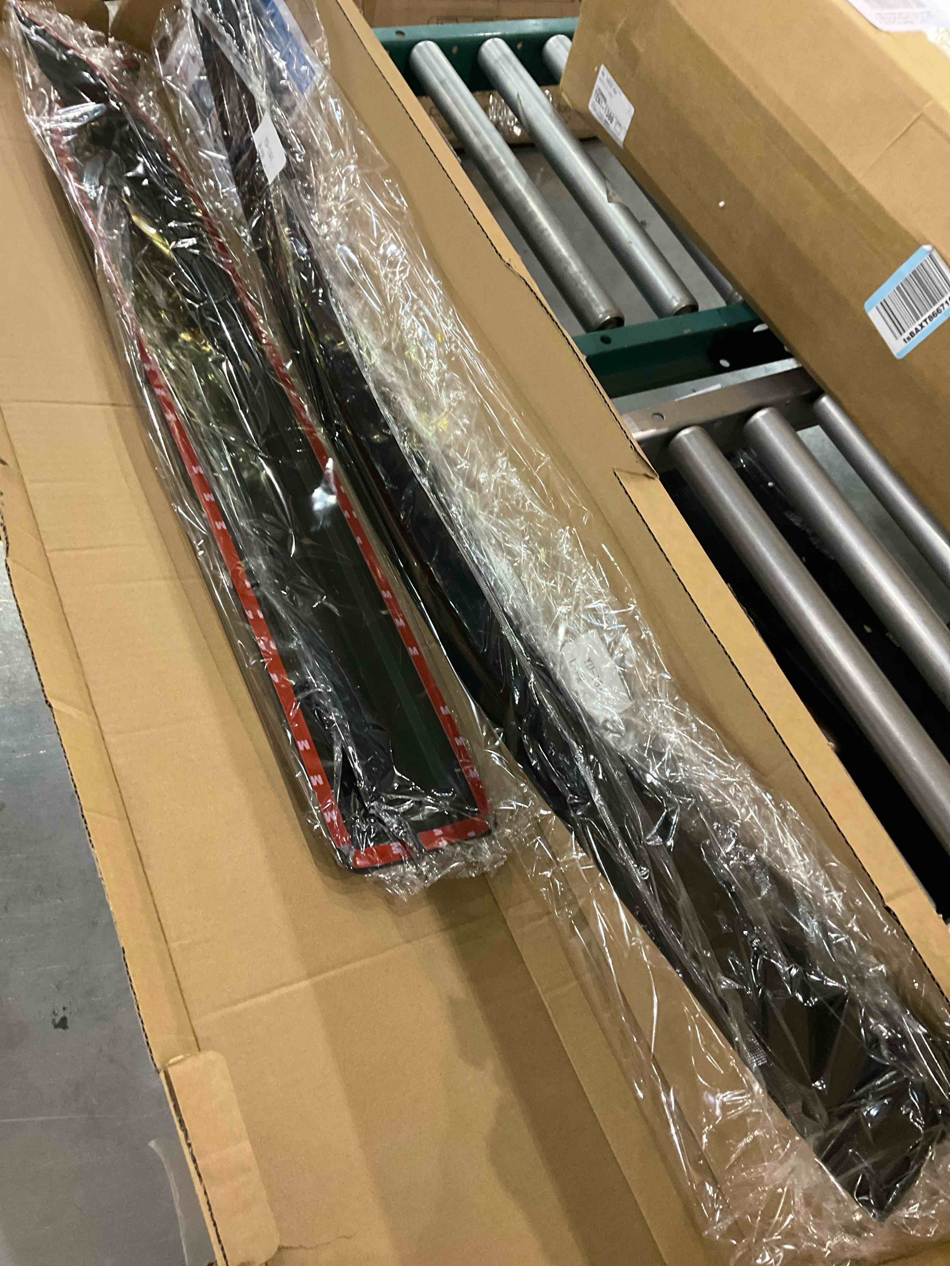 https://s3.amazonaws.com/lotting-images-prod/bidfta/PPE2583673_1745926942472.jpeg