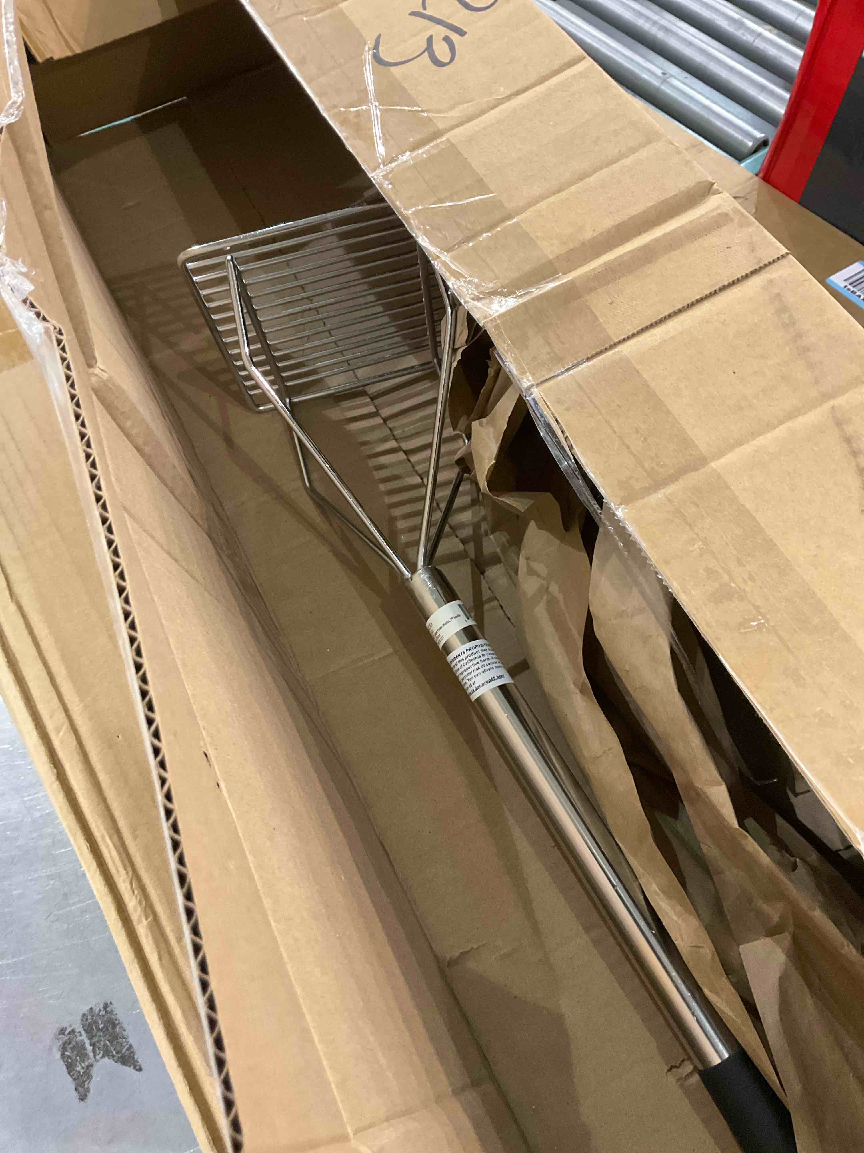 https://s3.amazonaws.com/lotting-images-prod/bidfta/PPE2583681_1745927771658.jpeg