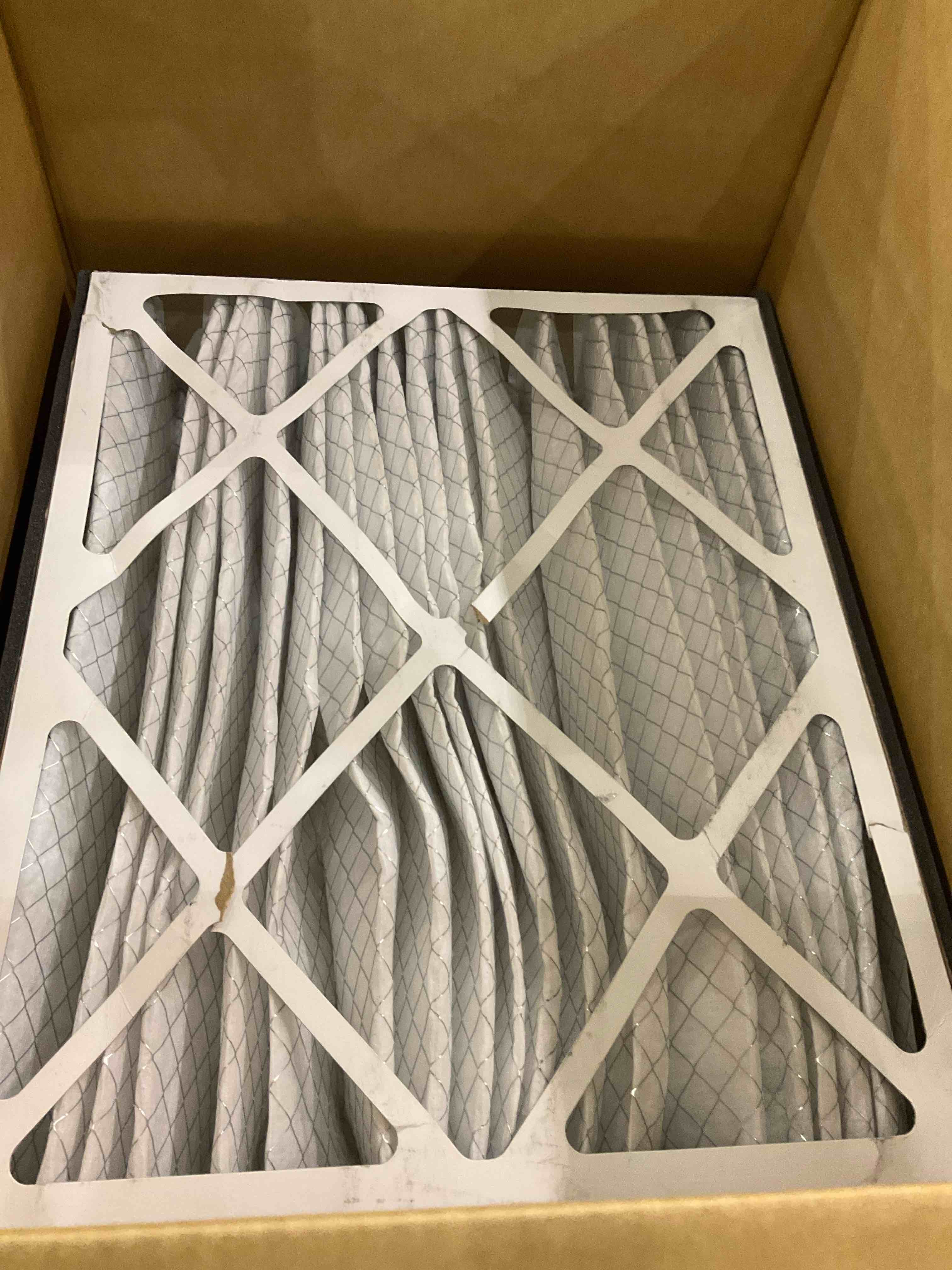 https://s3.amazonaws.com/lotting-images-prod/bidfta/PPE2583732_1745926786385.jpeg