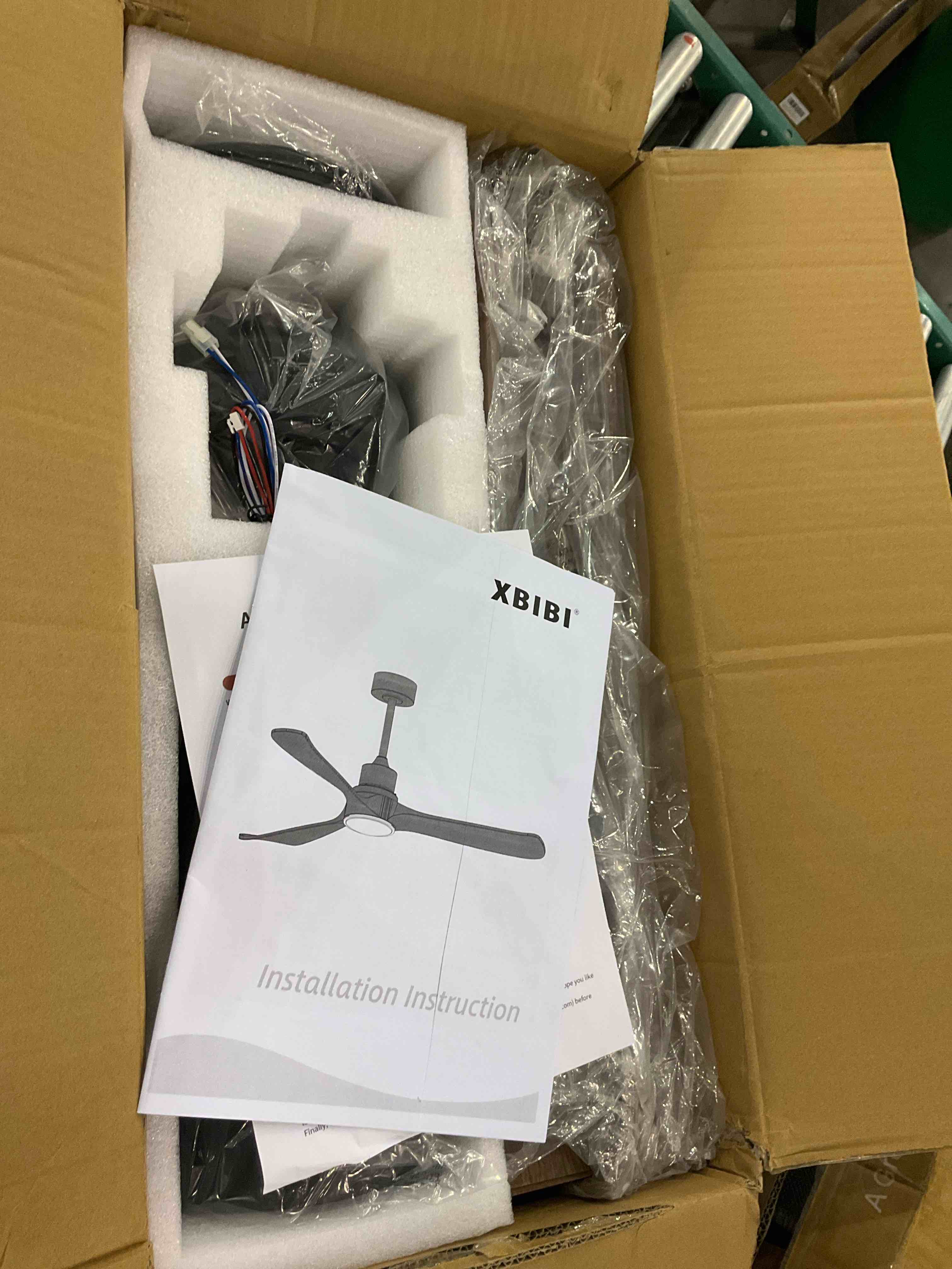 https://s3.amazonaws.com/lotting-images-prod/bidfta/PPE2583804_1745928326270.jpeg