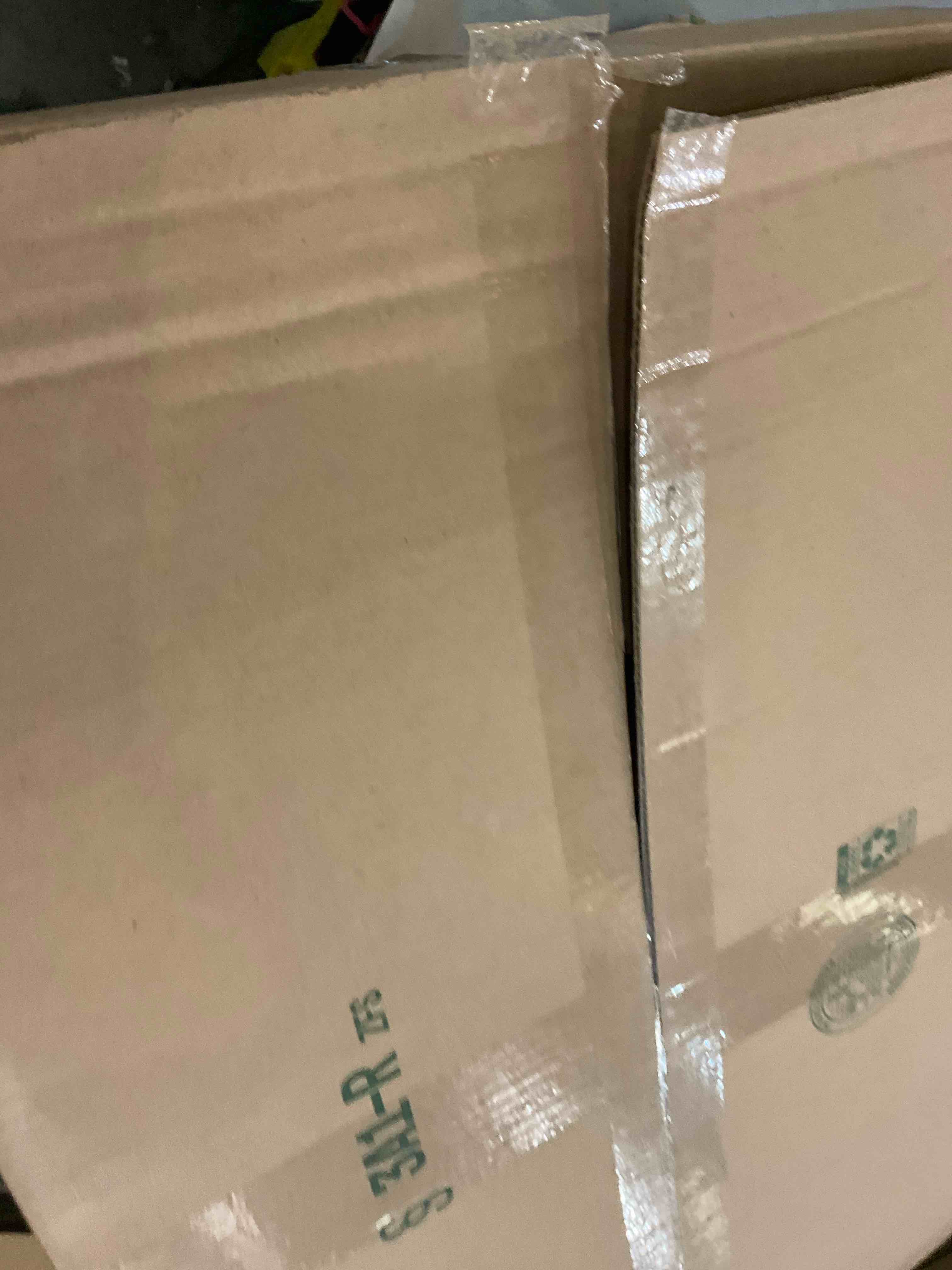 https://s3.amazonaws.com/lotting-images-prod/bidfta/PPE2583951_1745935508415.jpeg