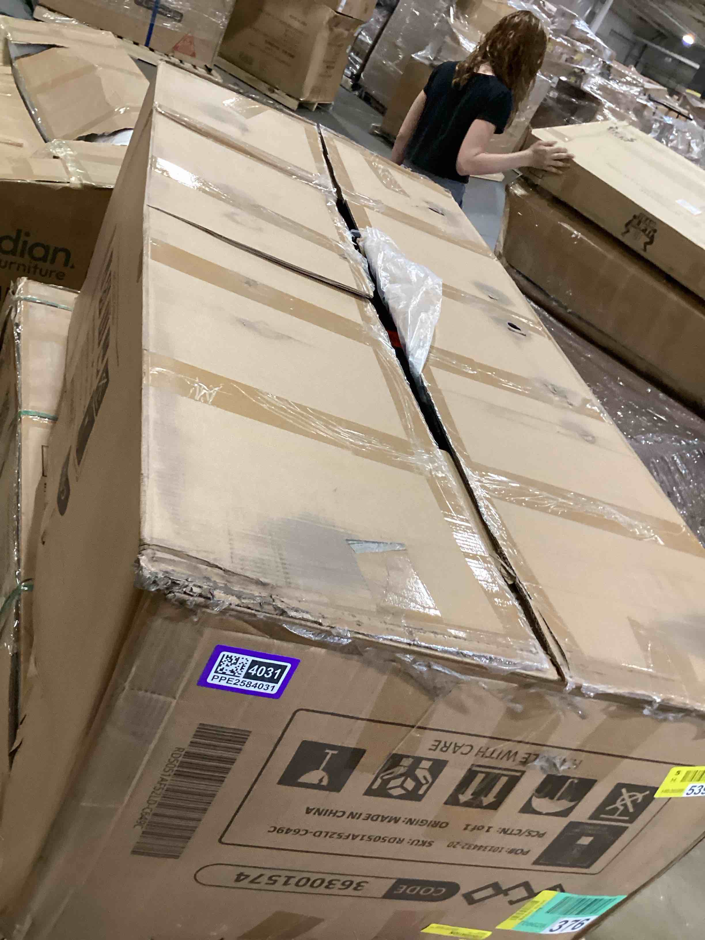 https://s3.amazonaws.com/lotting-images-prod/bidfta/PPE2584031_1752171945731.jpeg